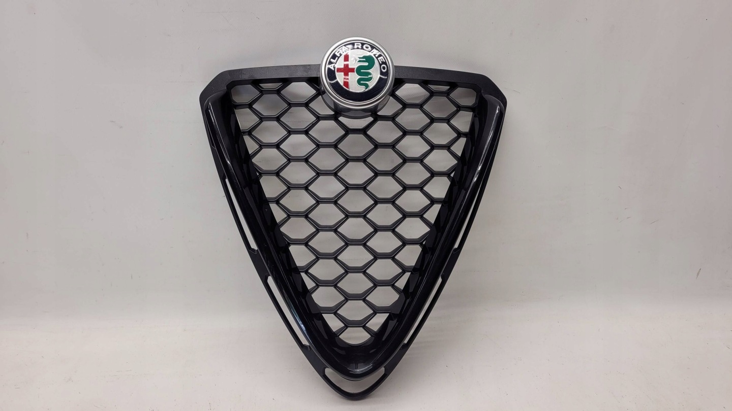 Alfa Romeo Stelvio Typ 949 Kühlergrill FRONTGRILL Kühlergitter 156108638 - Thumbnail 1