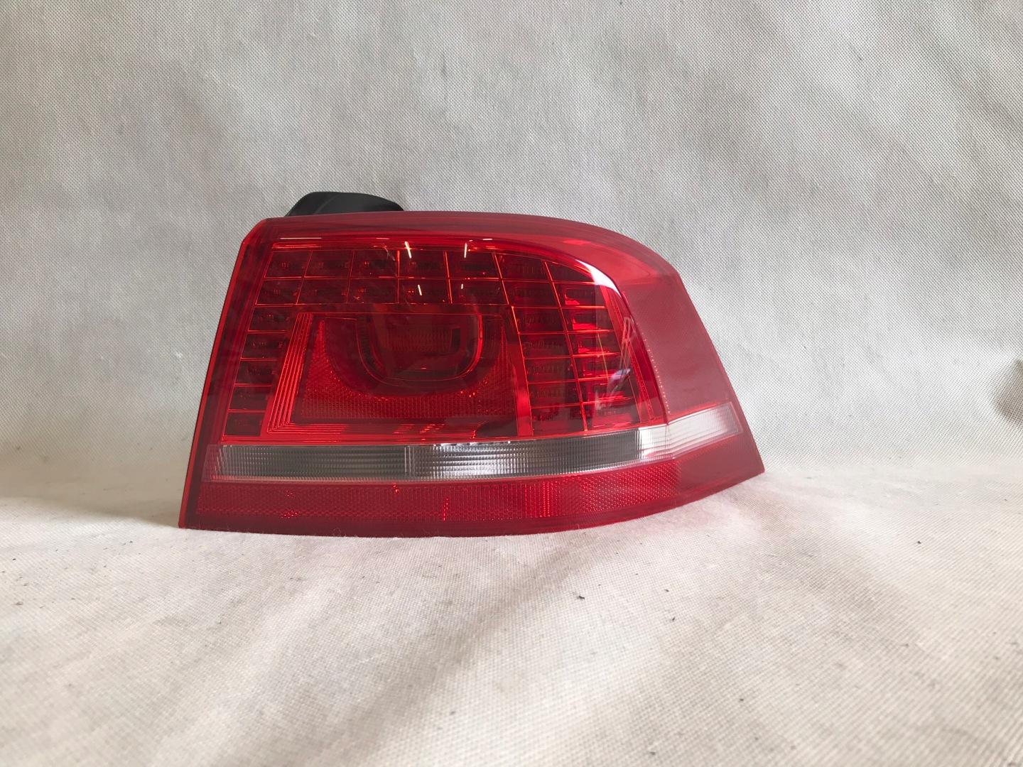 VW Passat B7 Rückleuchte 3AE945208B Rearlamp - Thumbnail 1