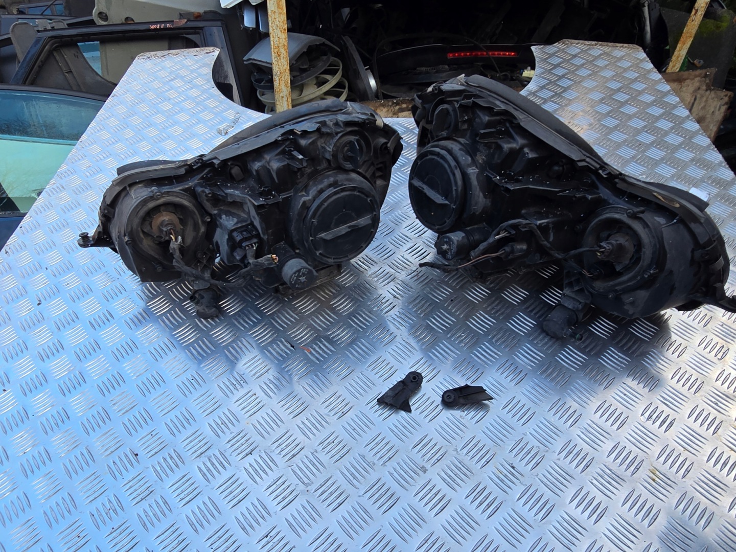 Frontscheinwerfer Mercedes-Benz E-Klasse W211 Bi-Xenon Links Headlight - Thumbnail 11