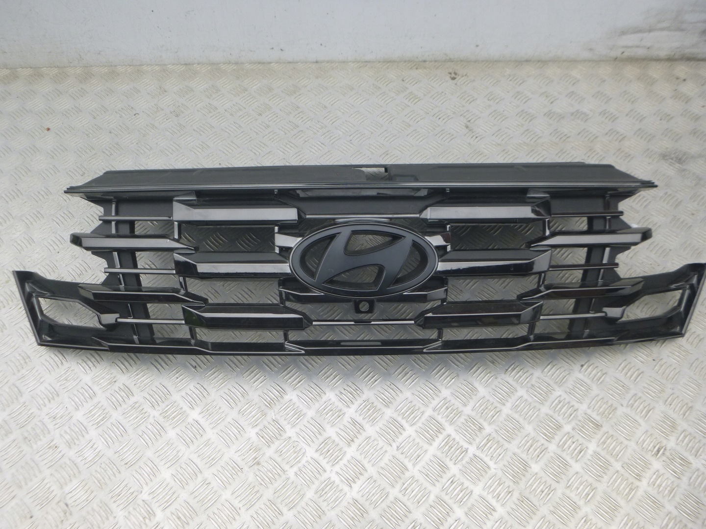 Hyundai Tucson NX4E Kühlergrill FRONTGRILL Kühlergitter 86391CZGA0 - Thumbnail 1