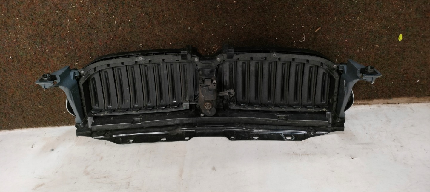 BMW 5 G30 Kühlergrill FRONTGRILL Kühlergitter - Thumbnail 7
