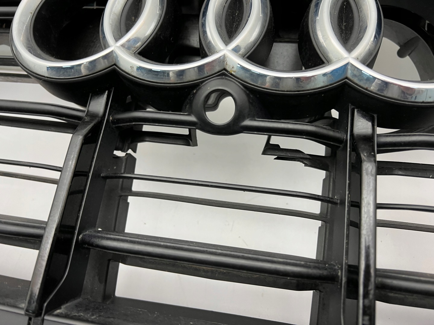 Audi Q7 Kühlergrill FRONTGRILL Kühlergitter 4M0853651AJ - Thumbnail 6