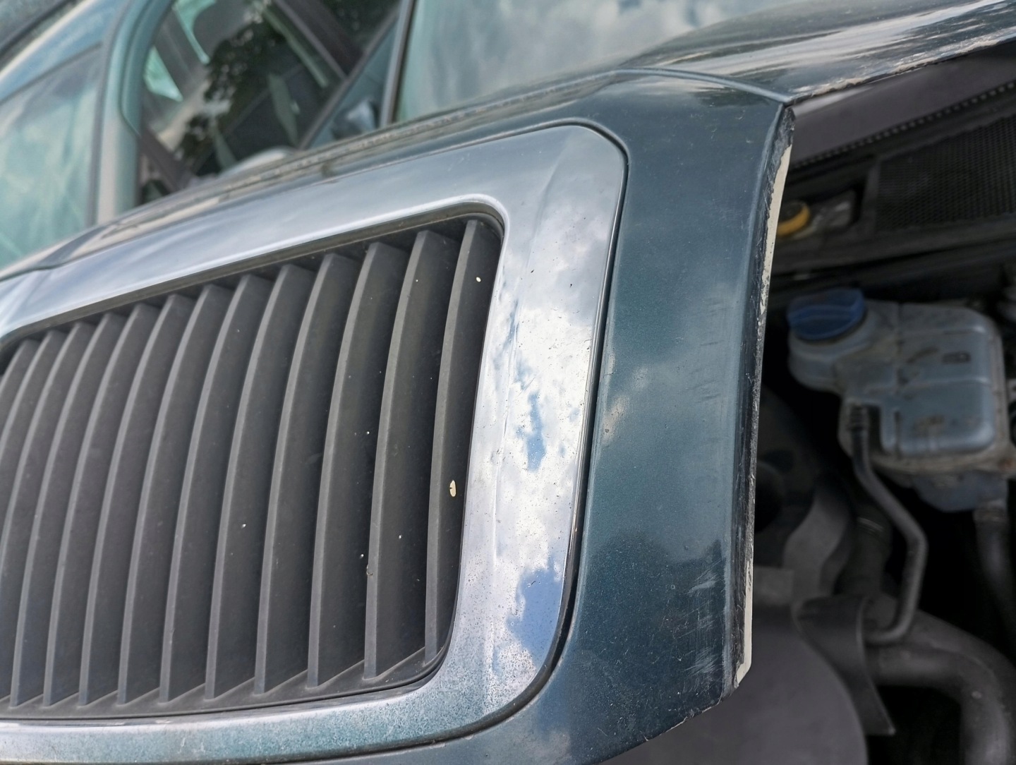 Skoda Superb 3U Kühlergrill FRONTGRILL Kühlergitter - Thumbnail 1
