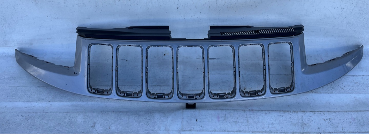 Jeep Cherokee J Kühlergrill FRONTGRILL Kühlergitter - Thumbnail 1