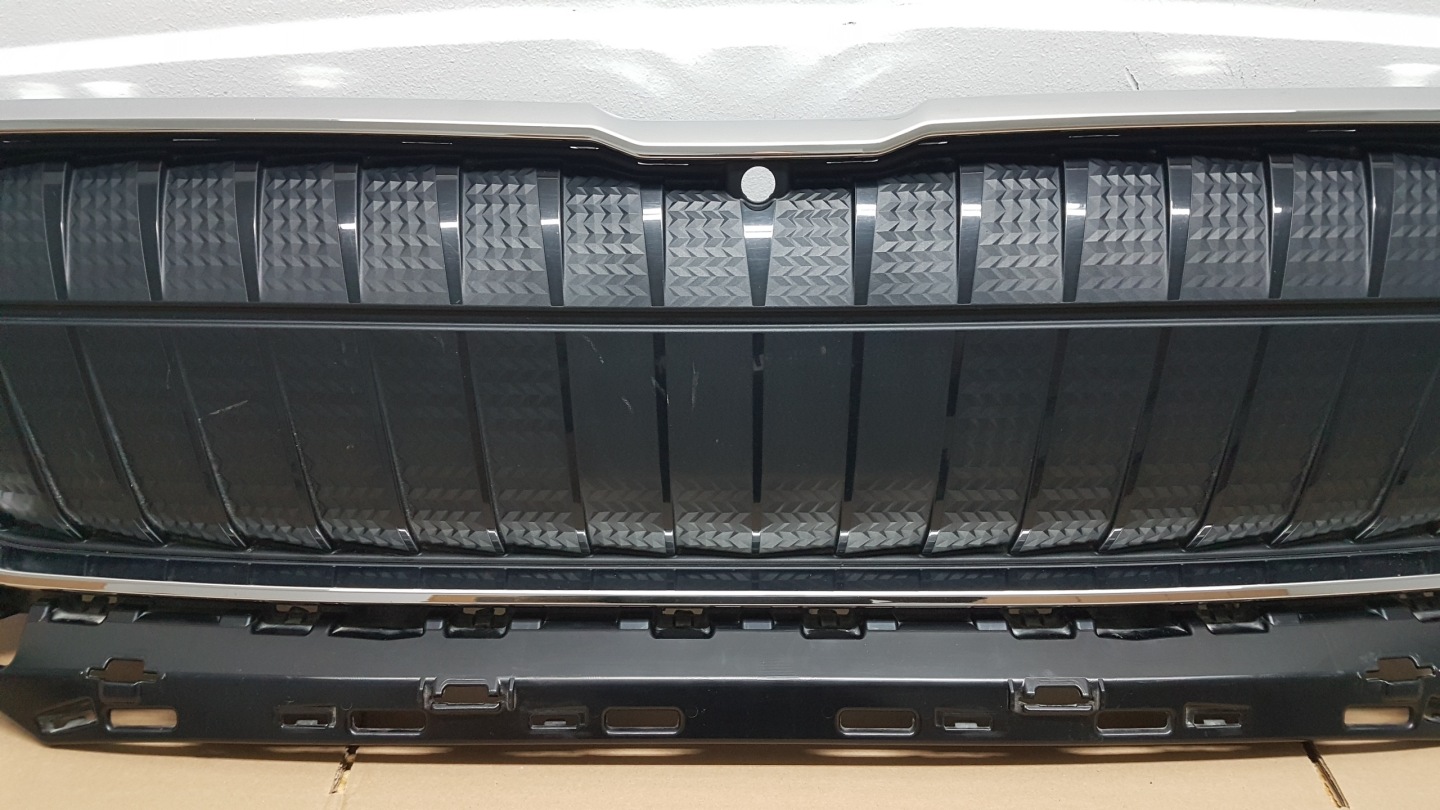 Skoda Enyaq 5LA Kühlergrill FRONTGRILL Kühlergitter 5LA853653 - Thumbnail 4