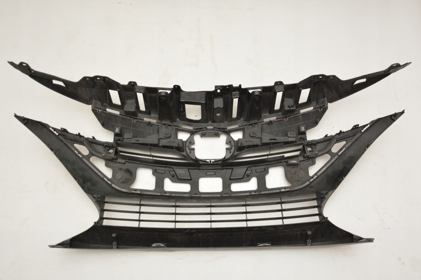 Toyota Prius HW2 Kühlergrill FRONTGRILL Kühlergitter 53101470405 - Thumbnail 5