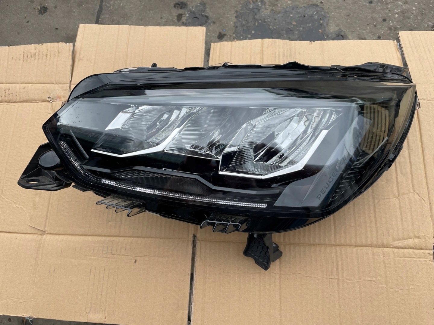 Frontscheinwerfer Peugeot 2008 9855524680 LED Links Scheinwerfer Headlight - Thumbnail 1