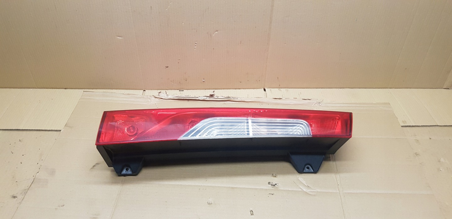 Mercedes-Benz Sprinter W910 Rückleuchte Rearlamp - Thumbnail 1