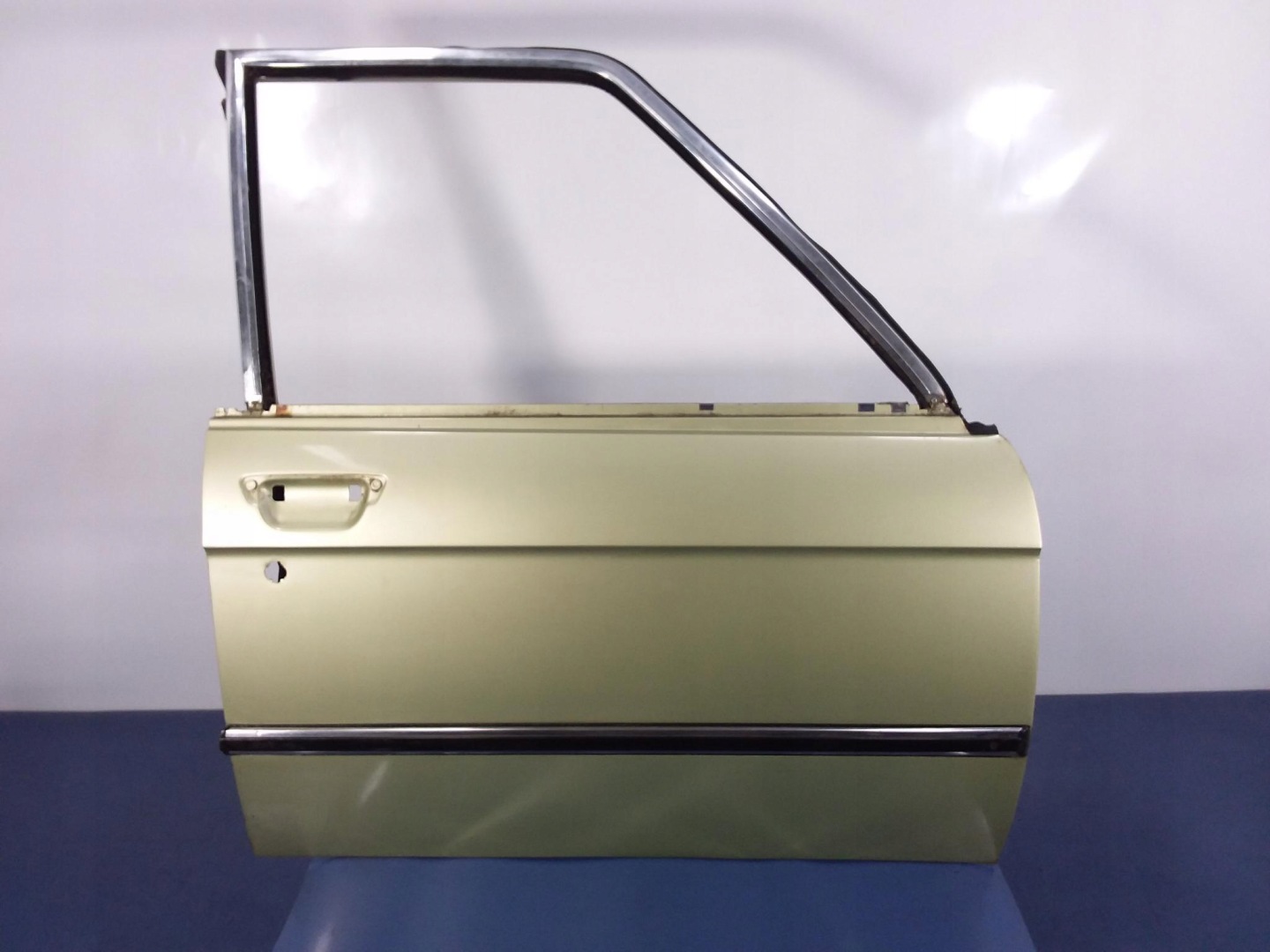 BMW 5 E12 Tür Vorne Rechts Door Porta Porte - Thumbnail 1