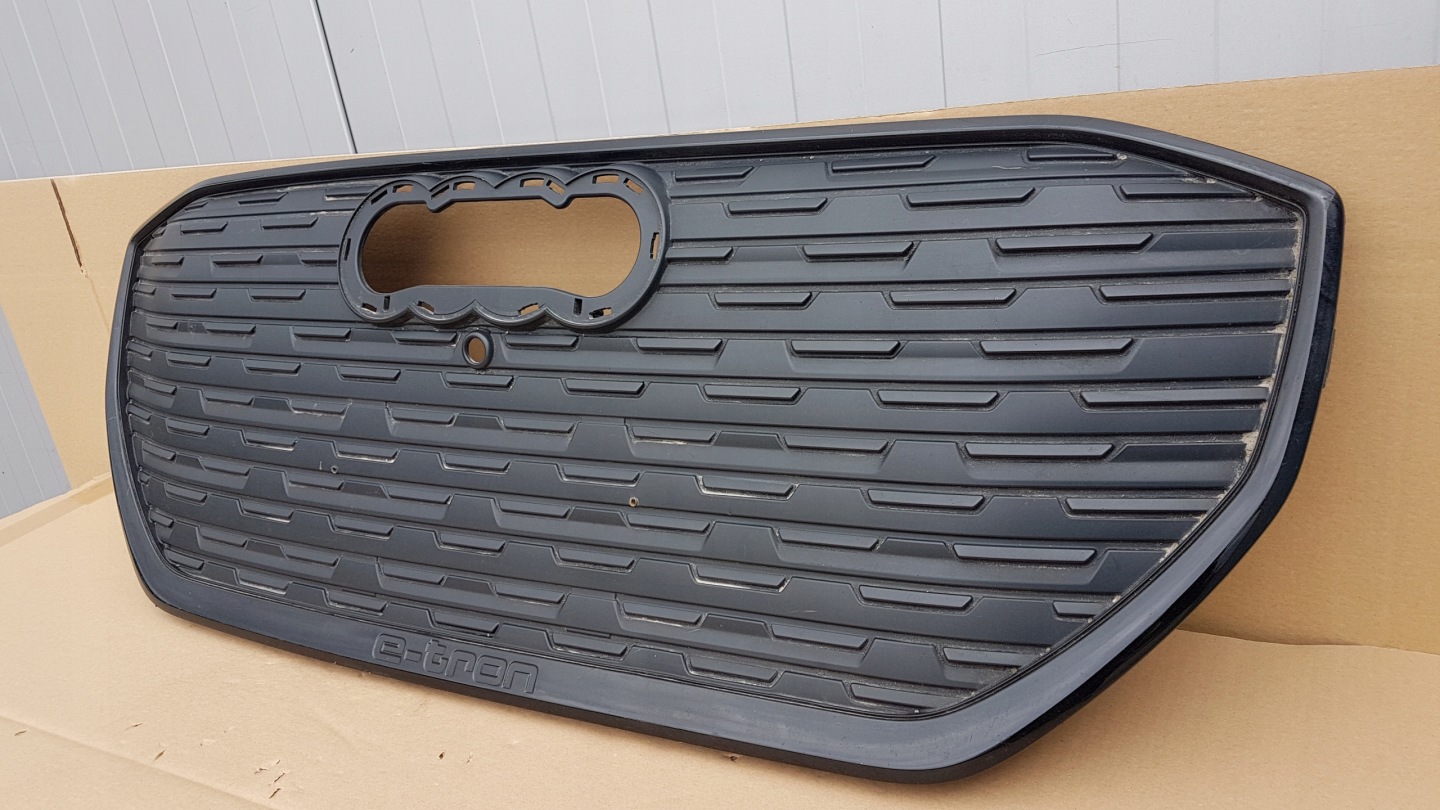 Audi Q4 Kühlergrill FRONTGRILL Kühlergitter - Thumbnail 4