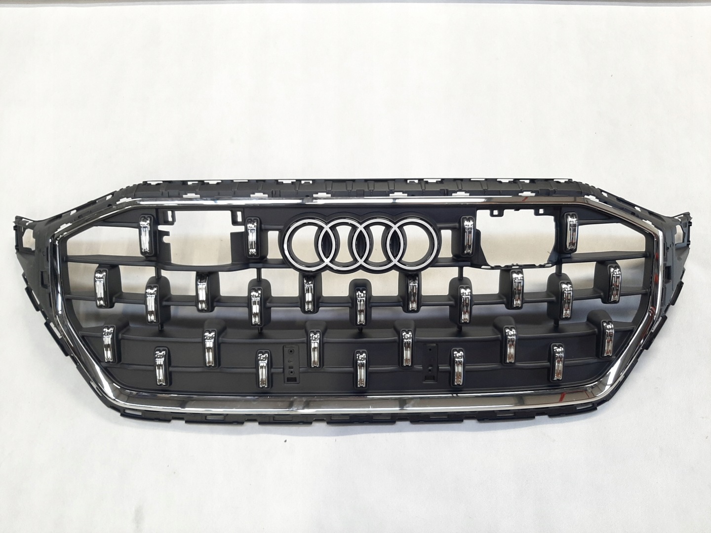 Audi Q8 Kühlergrill FRONTGRILL Kühlergitter 4M8853651BQ - Thumbnail 1