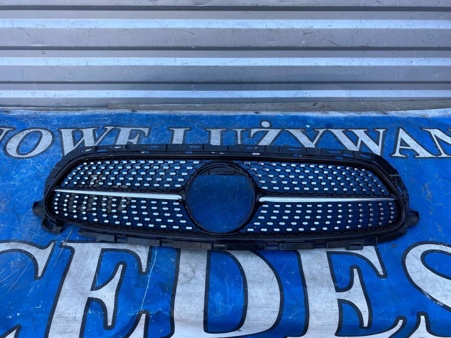 Mercedes-Benz E-Klasse W238 Kühlergrill FRONTGRILL Kühlergitter A2138886400 - Thumbnail 1