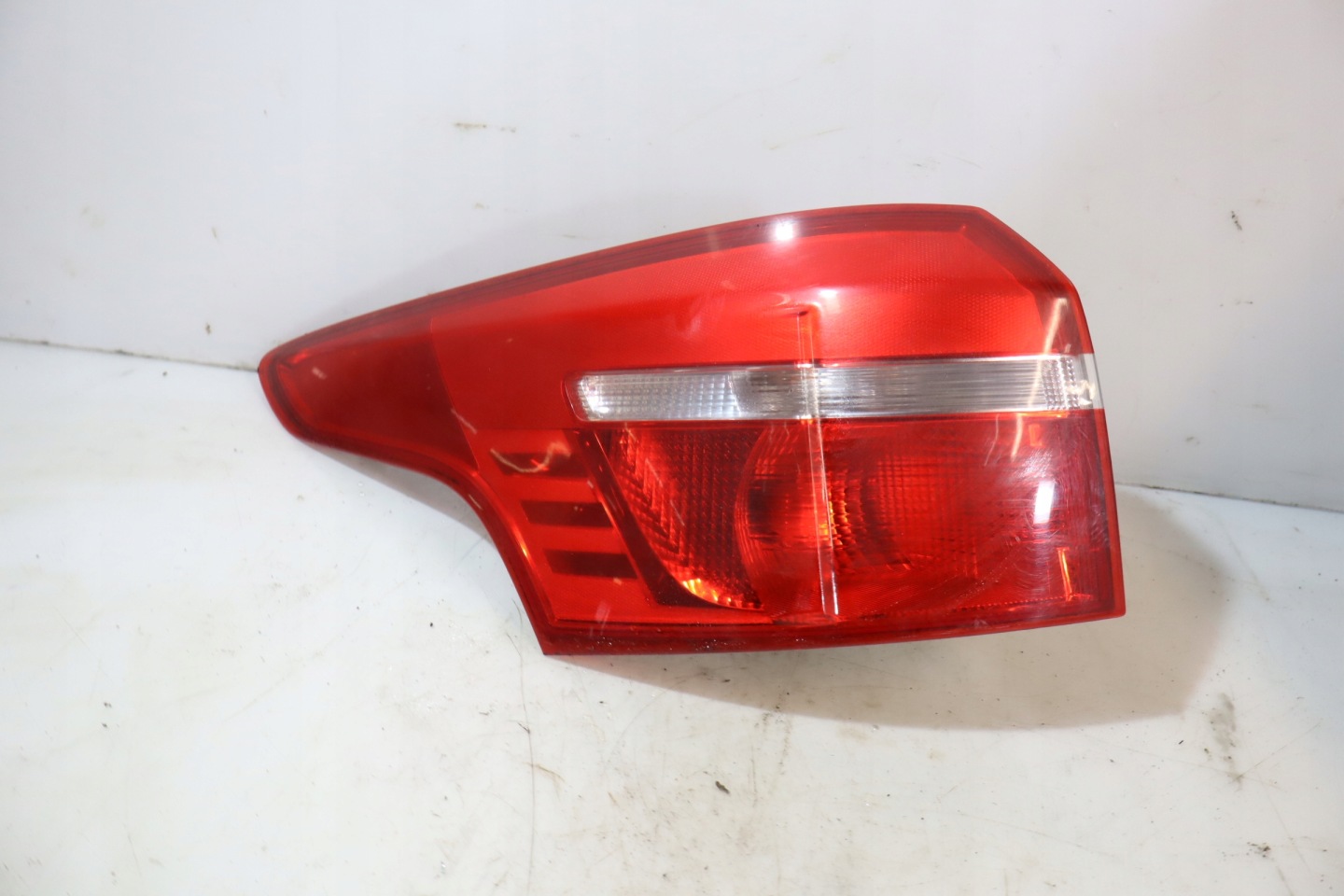 Ford Focus III Mk3 Rückleuchte Rearlamp - Thumbnail 1