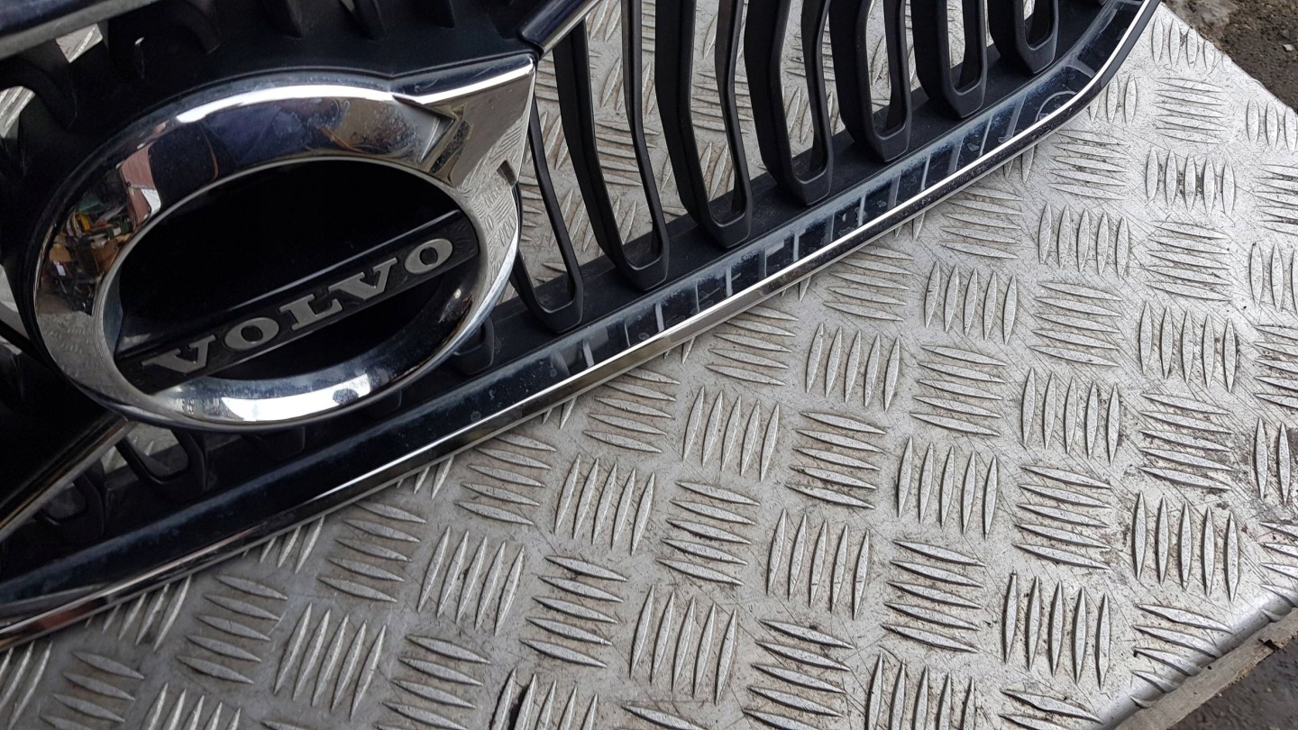 Volvo XC40 Kühlergrill FRONTGRILL Kühlergitter 31656581 - Thumbnail 11