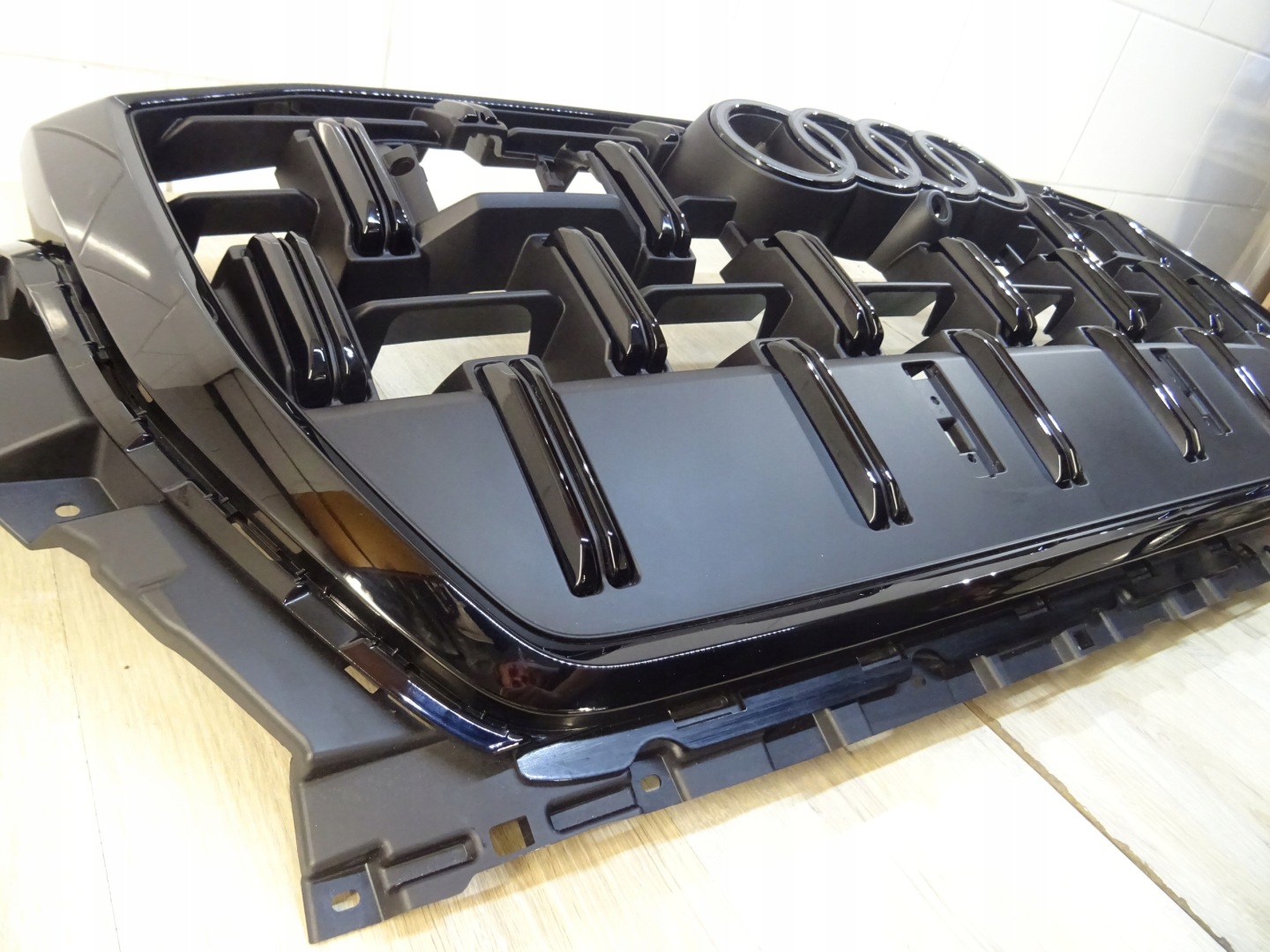 Audi Q7 Kühlergrill FRONTGRILL Kühlergitter 4M0853651BJ - Thumbnail 10