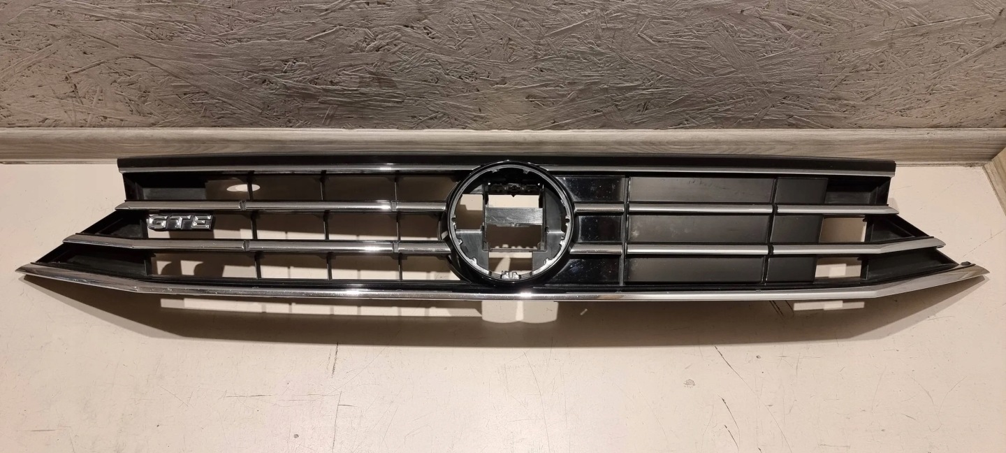 VW Passat B8 Kühlergrill FRONTGRILL Kühlergitter 3G0853653 - Thumbnail 1