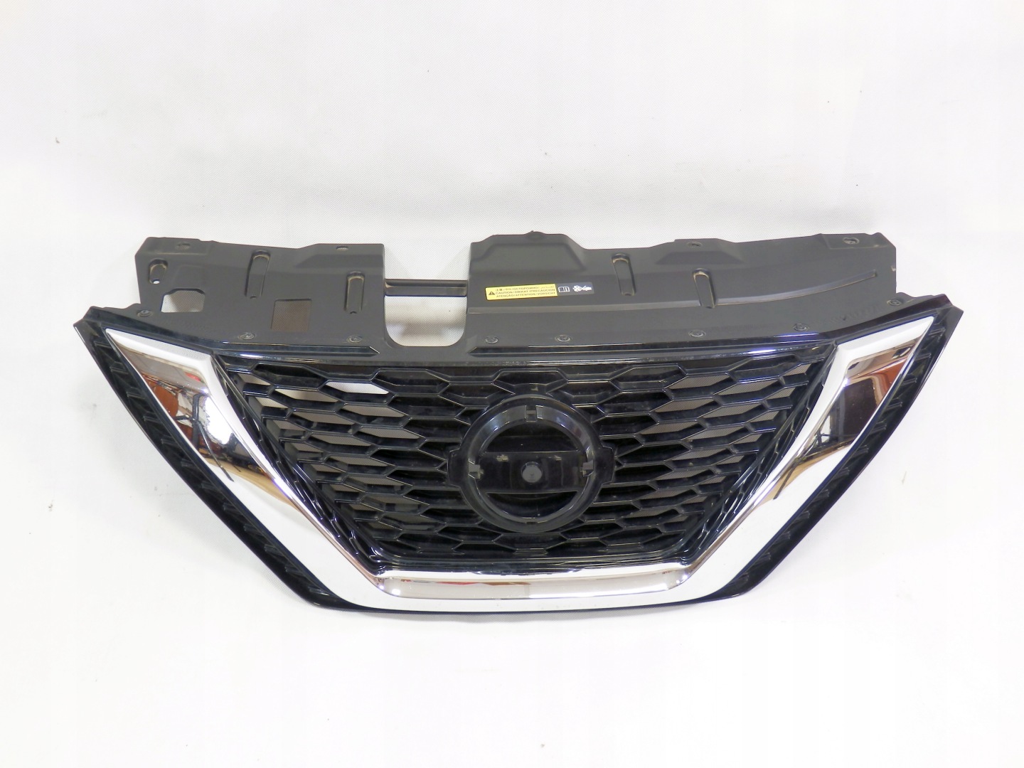 Nissan Qashqai J12 Kühlergrill FRONTGRILL Kühlergitter 62398HV80A - Thumbnail 1