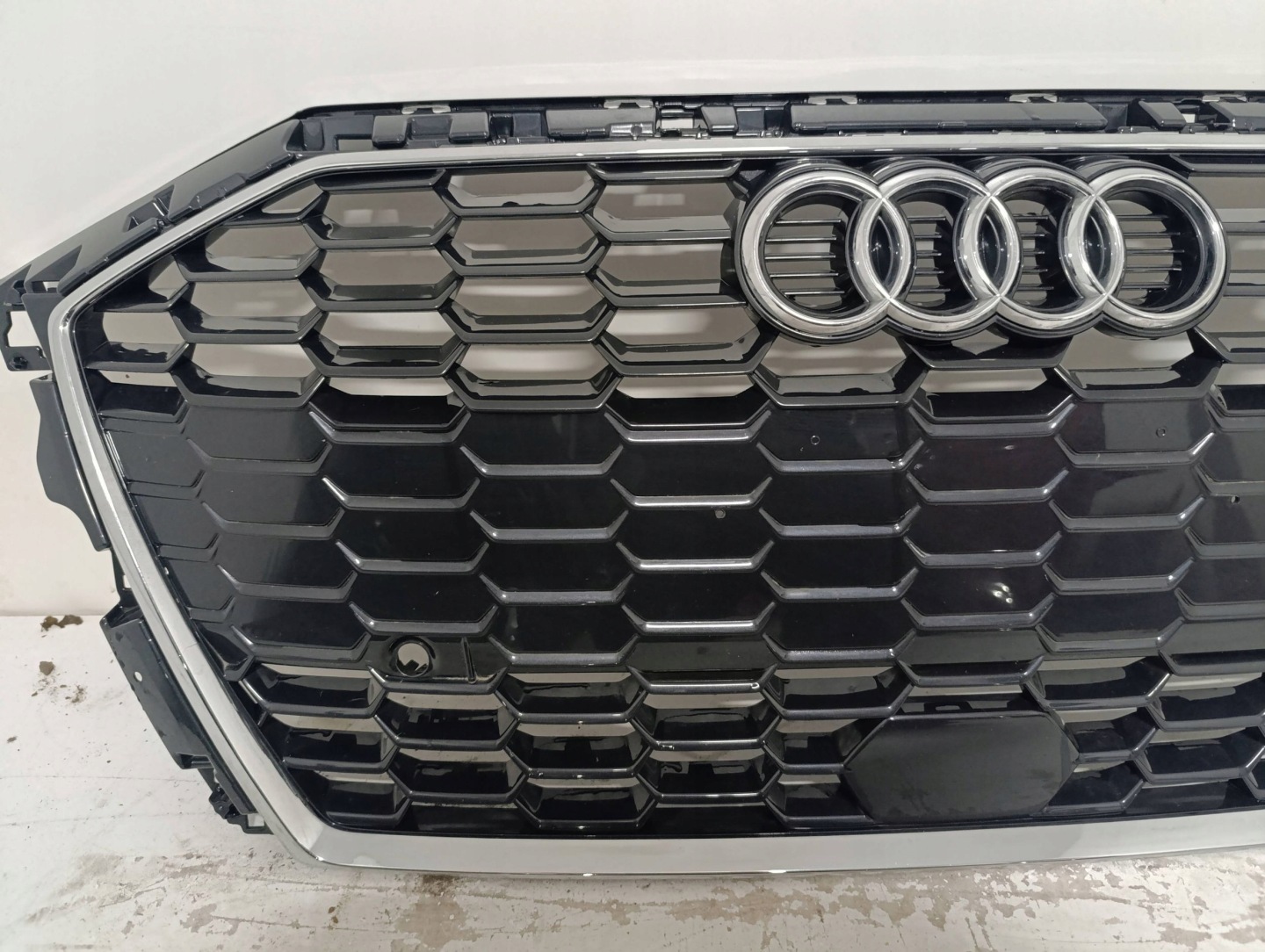 Audi A3 8Y Kühlergrill FRONTGRILL Kühlergitter 8Y0853651A - Thumbnail 3