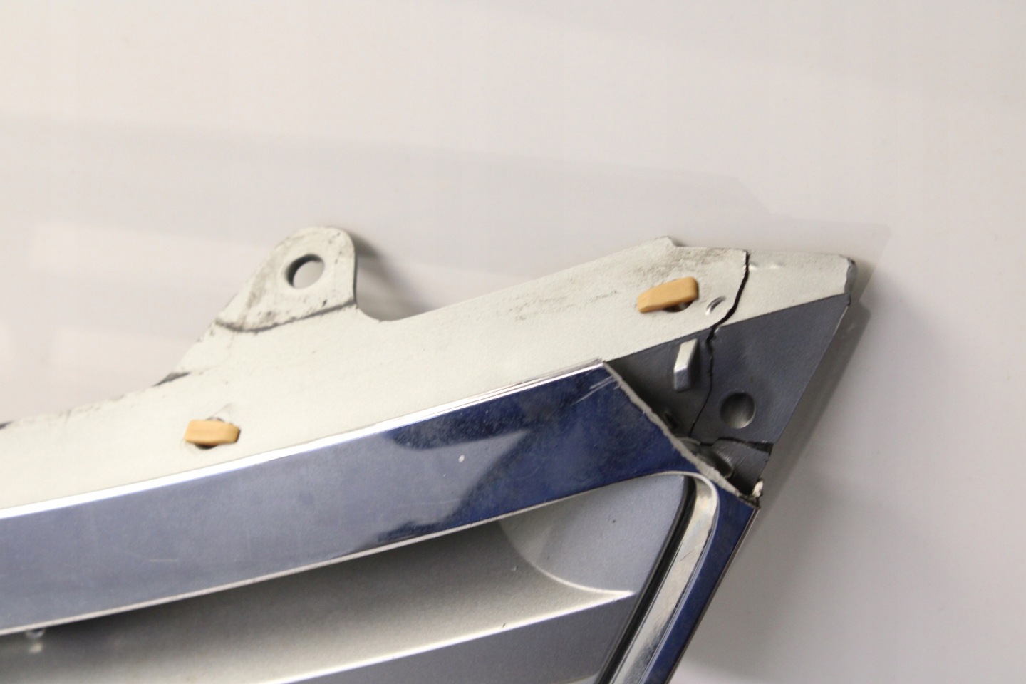 Toyota Avensis T27 Kühlergrill FRONTGRILL Kühlergitter - Thumbnail 5