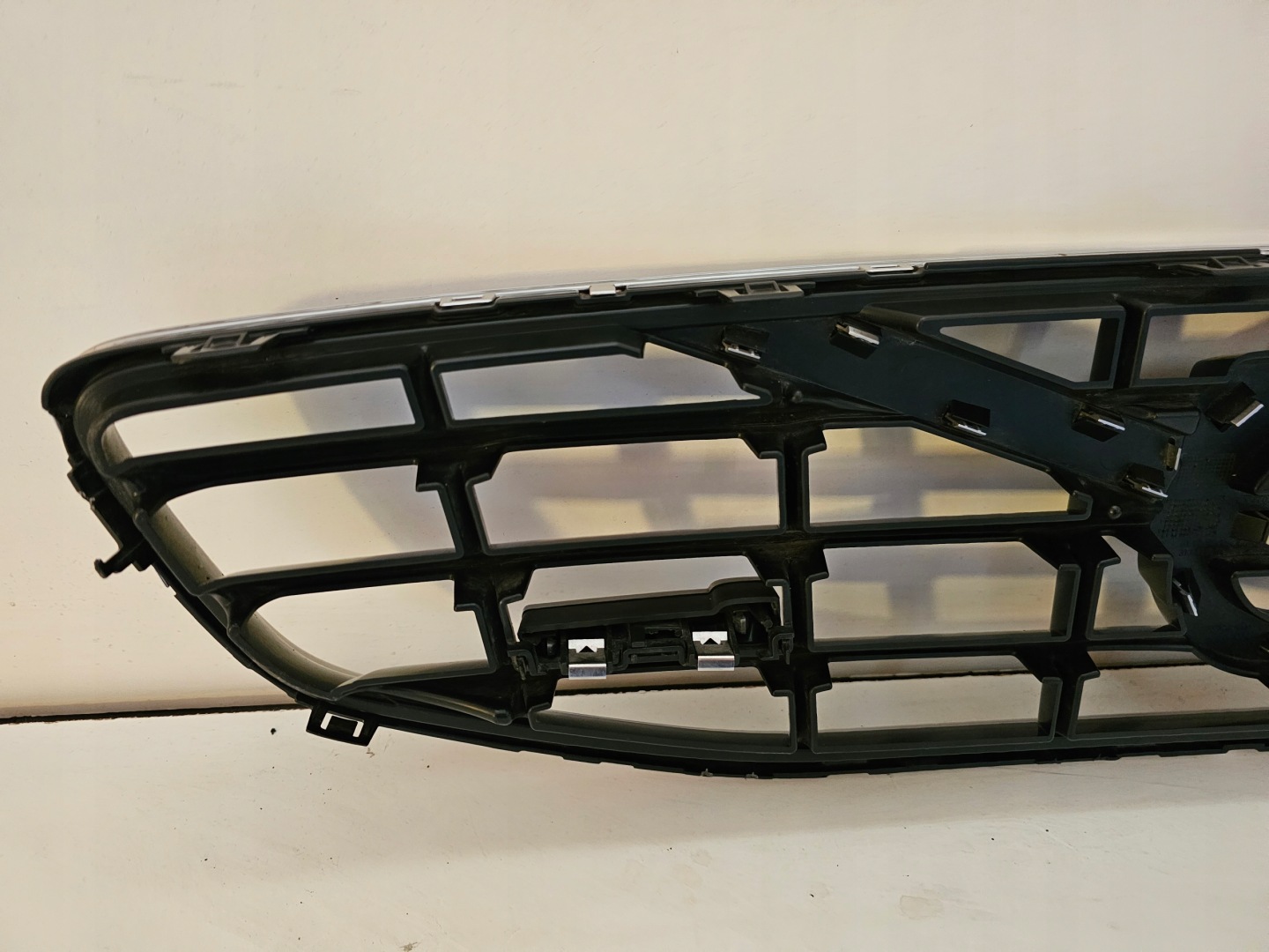Volvo S60/V60 S60 Kühlergrill FRONTGRILL Kühlergitter 31323338SC - Thumbnail 7