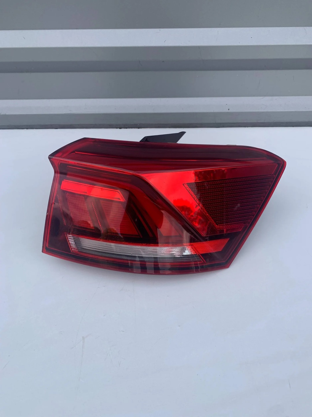 VW T-Roc A1 Rückleuchte 2GA945096A Rearlamp - Thumbnail 1