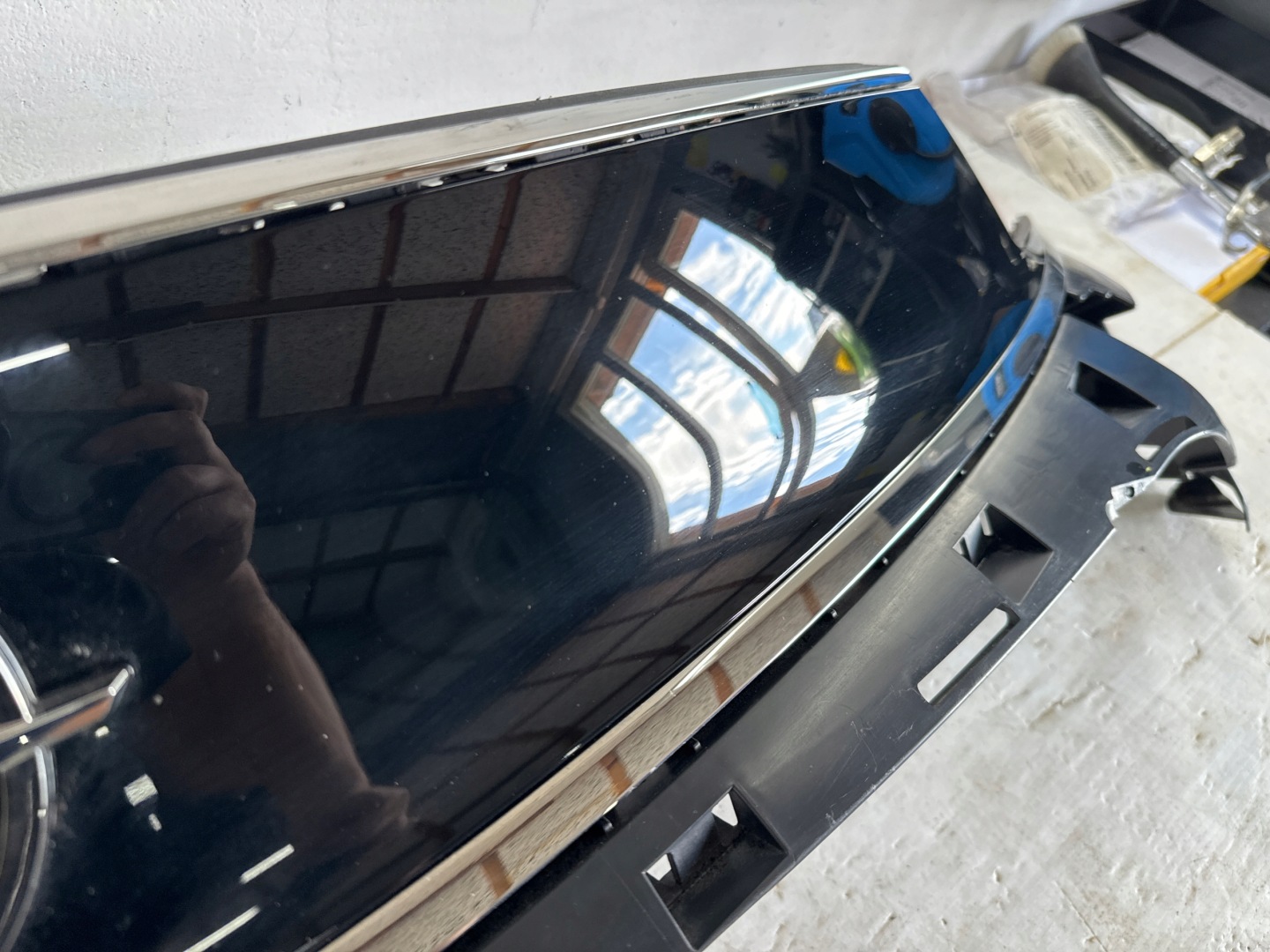 Opel Crossland Kühlergrill FRONTGRILL Kühlergitter 39172213 - Thumbnail 3