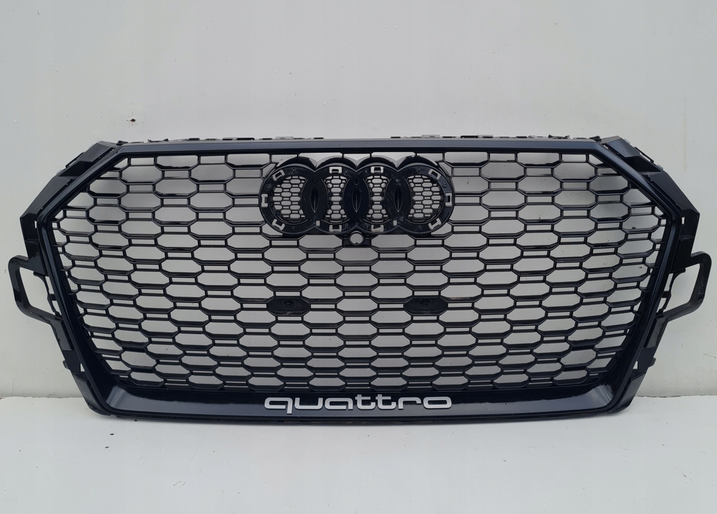 Audi 8W0 Kühlergrill FRONTGRILL Kühlergitter 8W0853653AT - Thumbnail 1