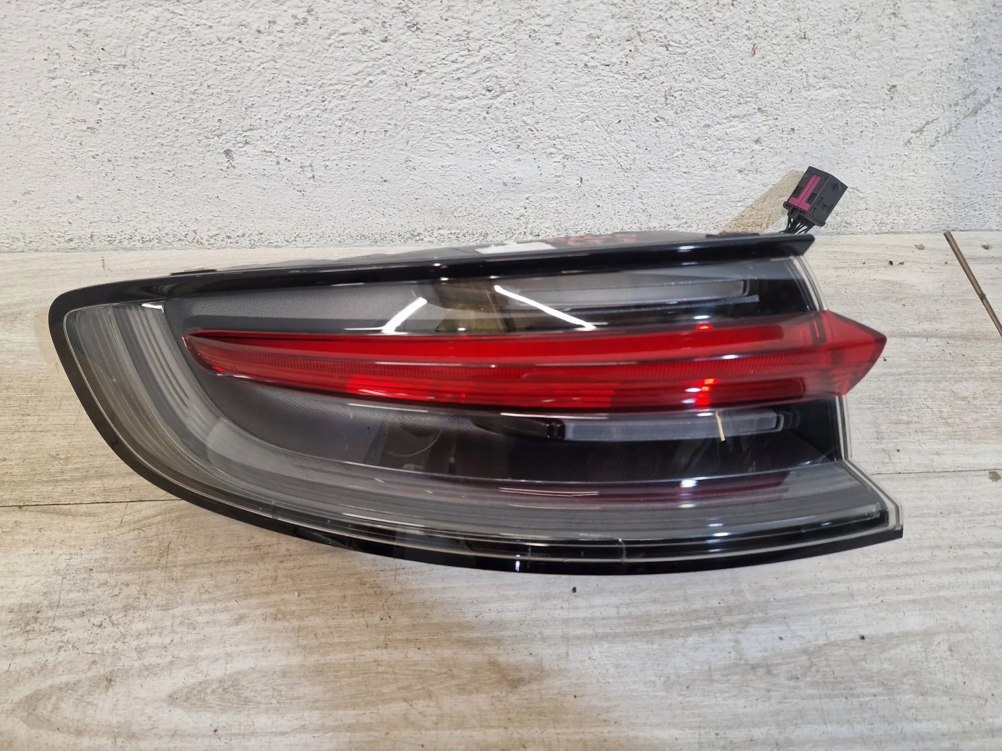 Porsche Macan 95B Rückleuchte 95B945091L Rearlamp - Thumbnail 1
