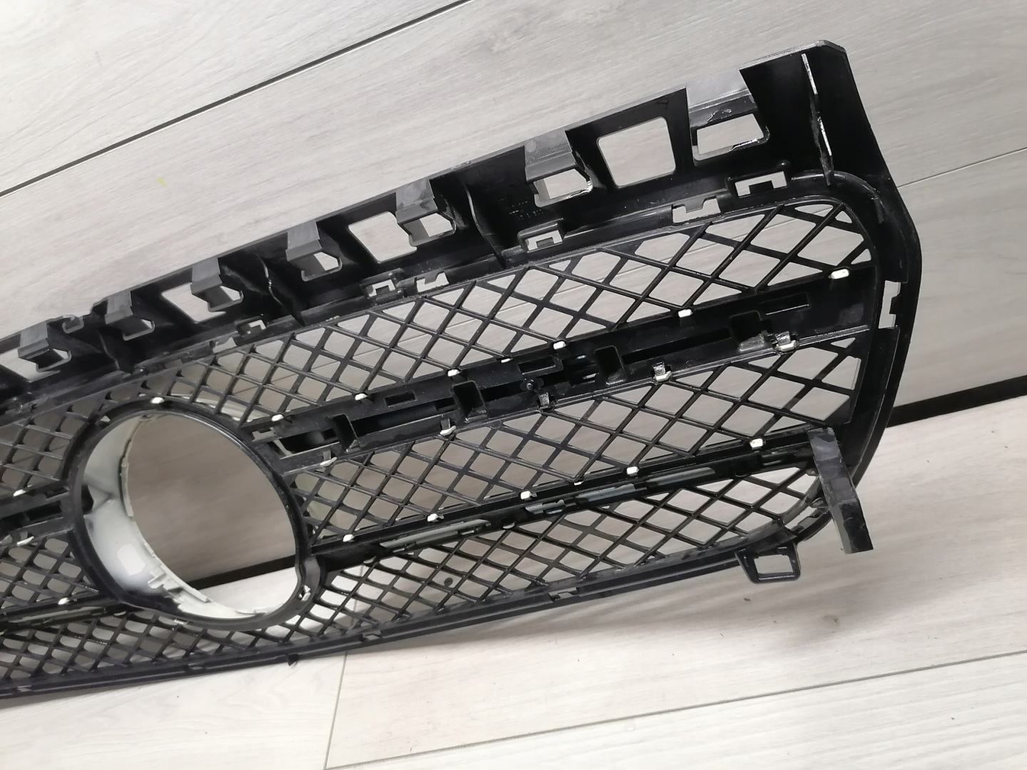 Mercedes-Benz A-Klasse W176 Kühlergrill FRONTGRILL Kühlergitter A1768880260 - Thumbnail 9