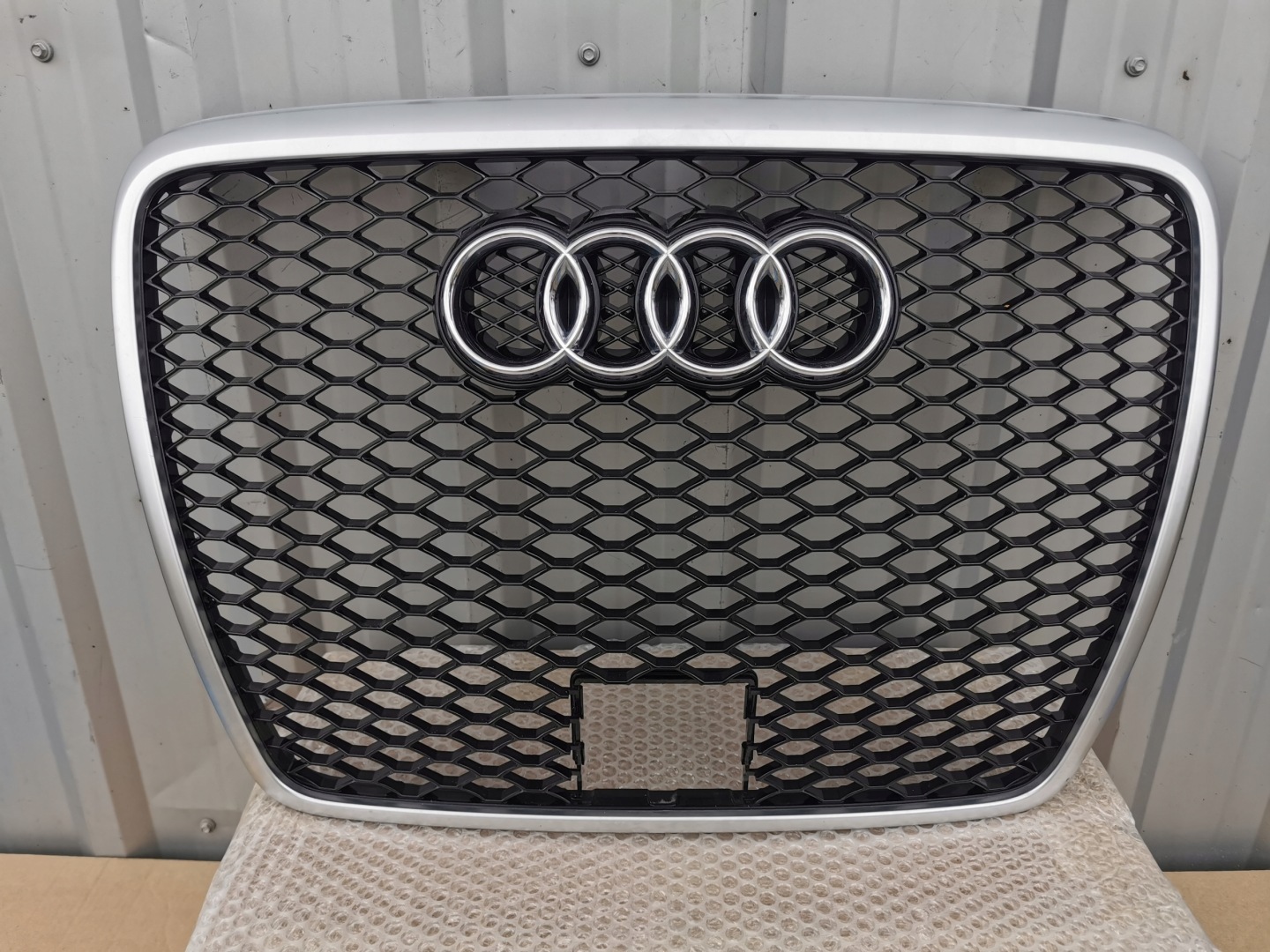 Audi 4F0 Kühlergrill FRONTGRILL Kühlergitter 4F0853651AM - Thumbnail 1