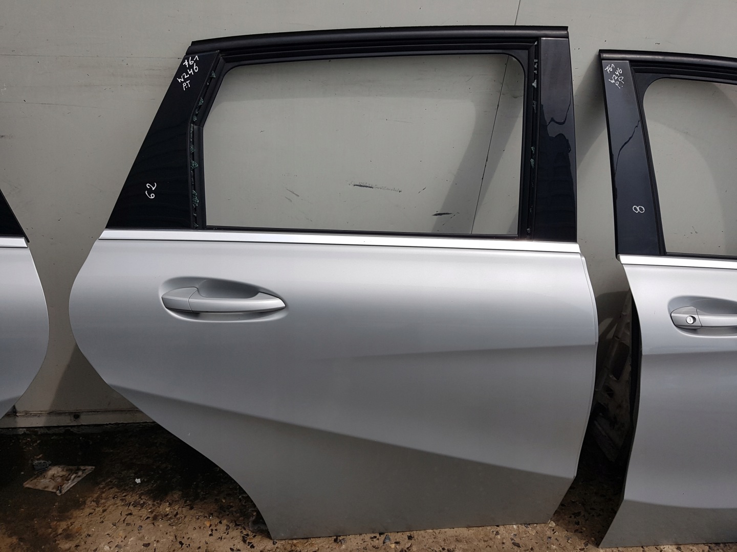 Mercedes-Benz B-Klasse W246 Tür Hinten Rechts Door Porta Porte - Thumbnail 1