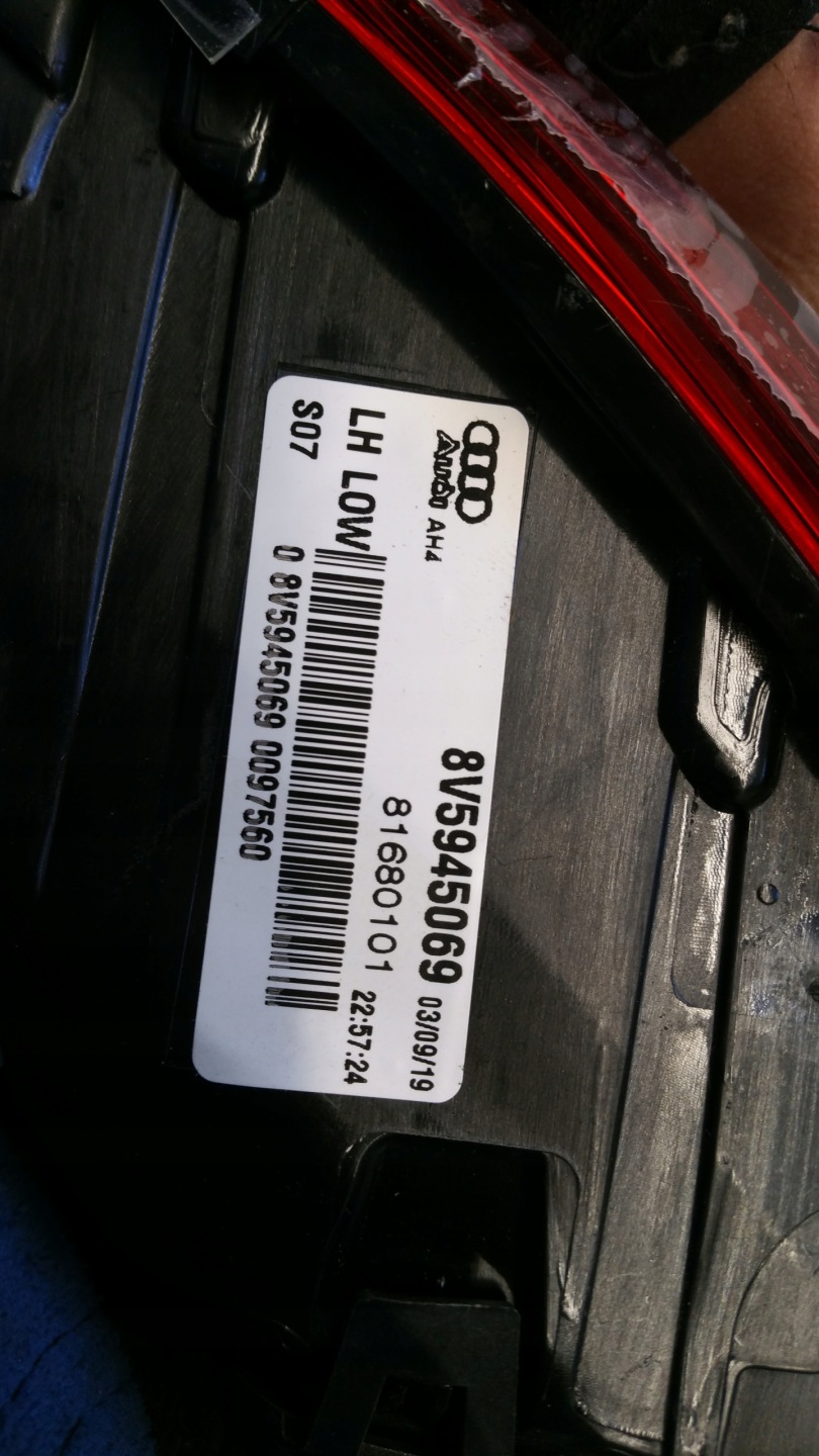 Audi 8V5 Rückleuchte 8V5945069 Rearlamp - Thumbnail 5