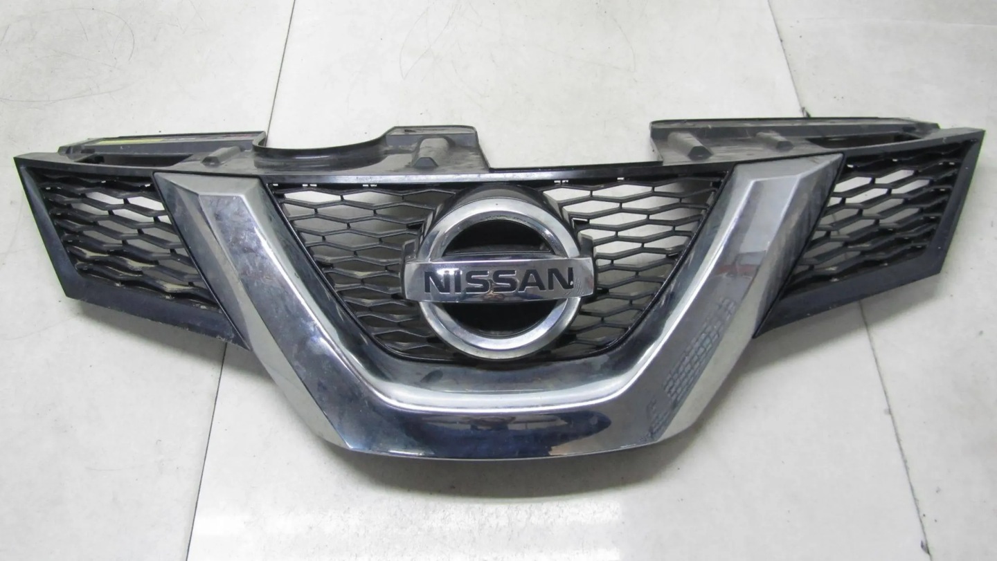Nissan X-Trail T32 Kühlergrill FRONTGRILL Kühlergitter 623104CE0A - Thumbnail 1