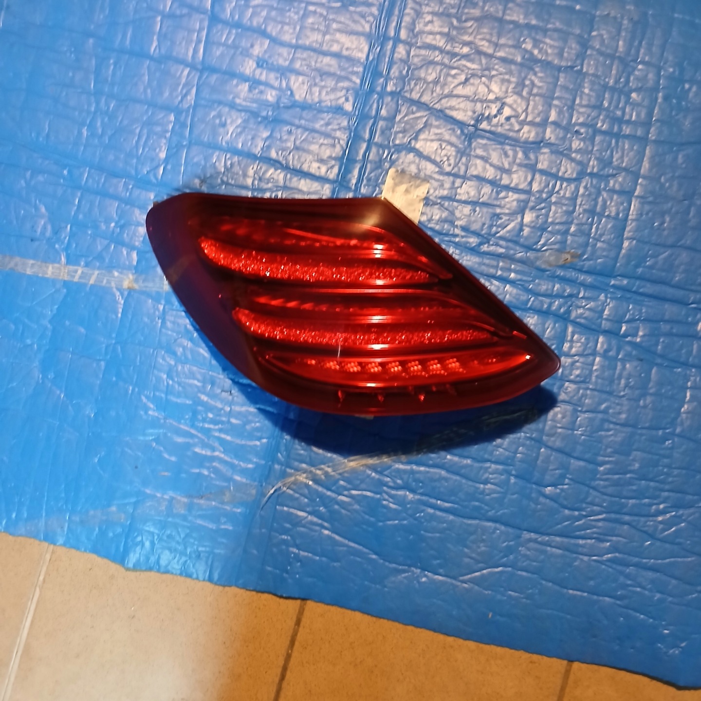 Mercedes-Benz E-Klasse W213 Rückleuchte A2139067700 Rearlamp - Thumbnail 1