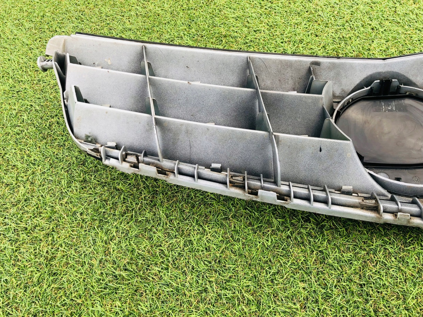 Mercedes-Benz C-Klasse W204 Kühlergrill FRONTGRILL Kühlergitter A2048800023 - Thumbnail 11