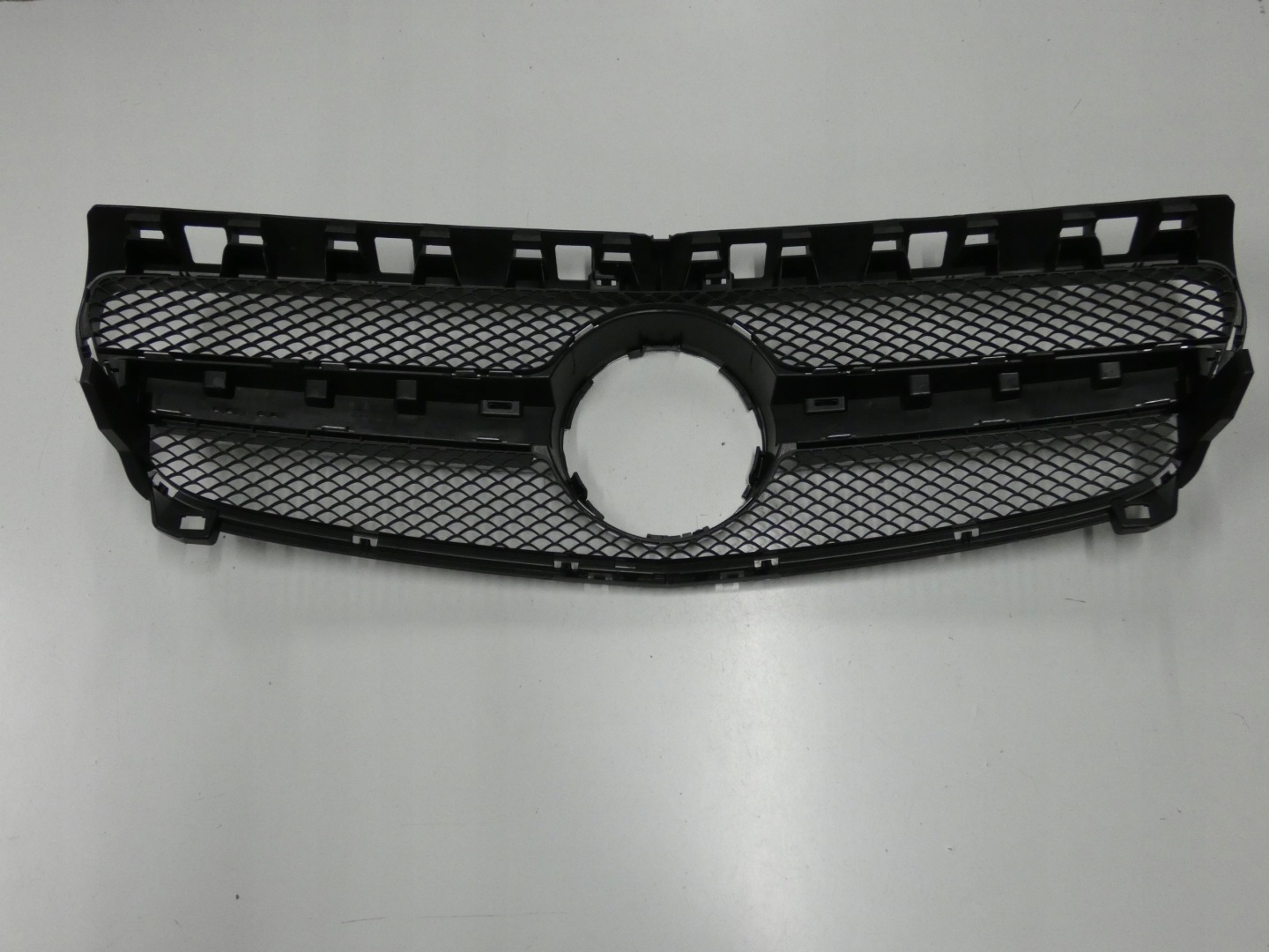 Mercedes-Benz A-Klasse W176 Kühlergrill FRONTGRILL Kühlergitter A1768880860 - Thumbnail 11