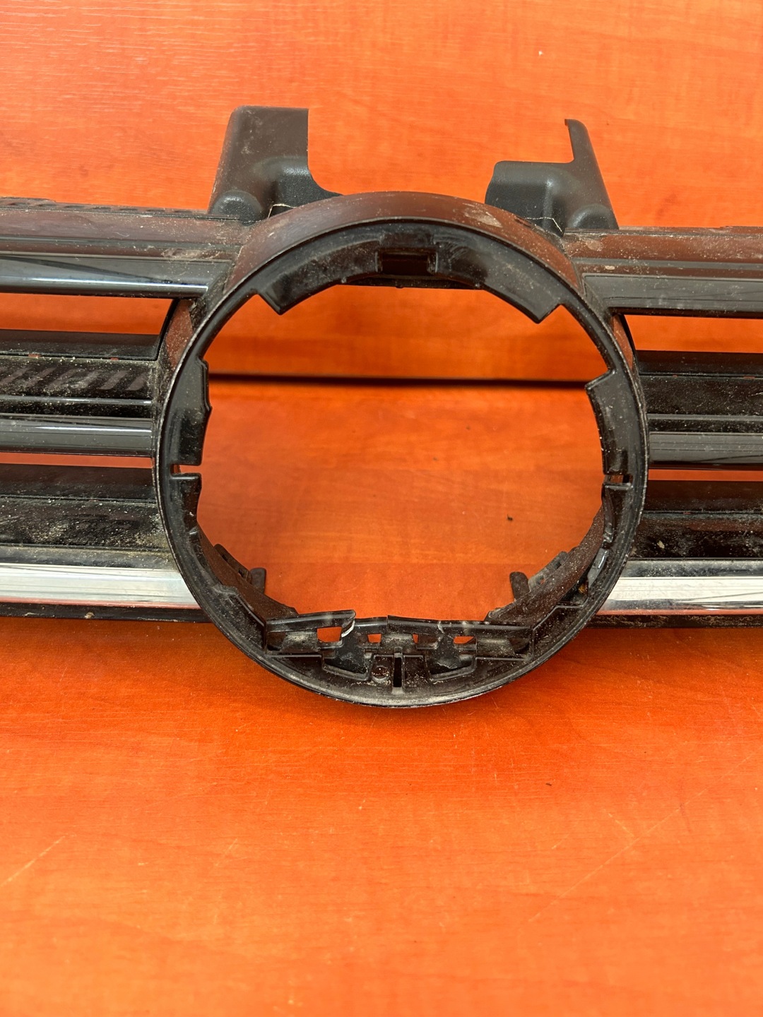 VW Touran I Kühlergrill FRONTGRILL Kühlergitter 5TA853651 - Thumbnail 5