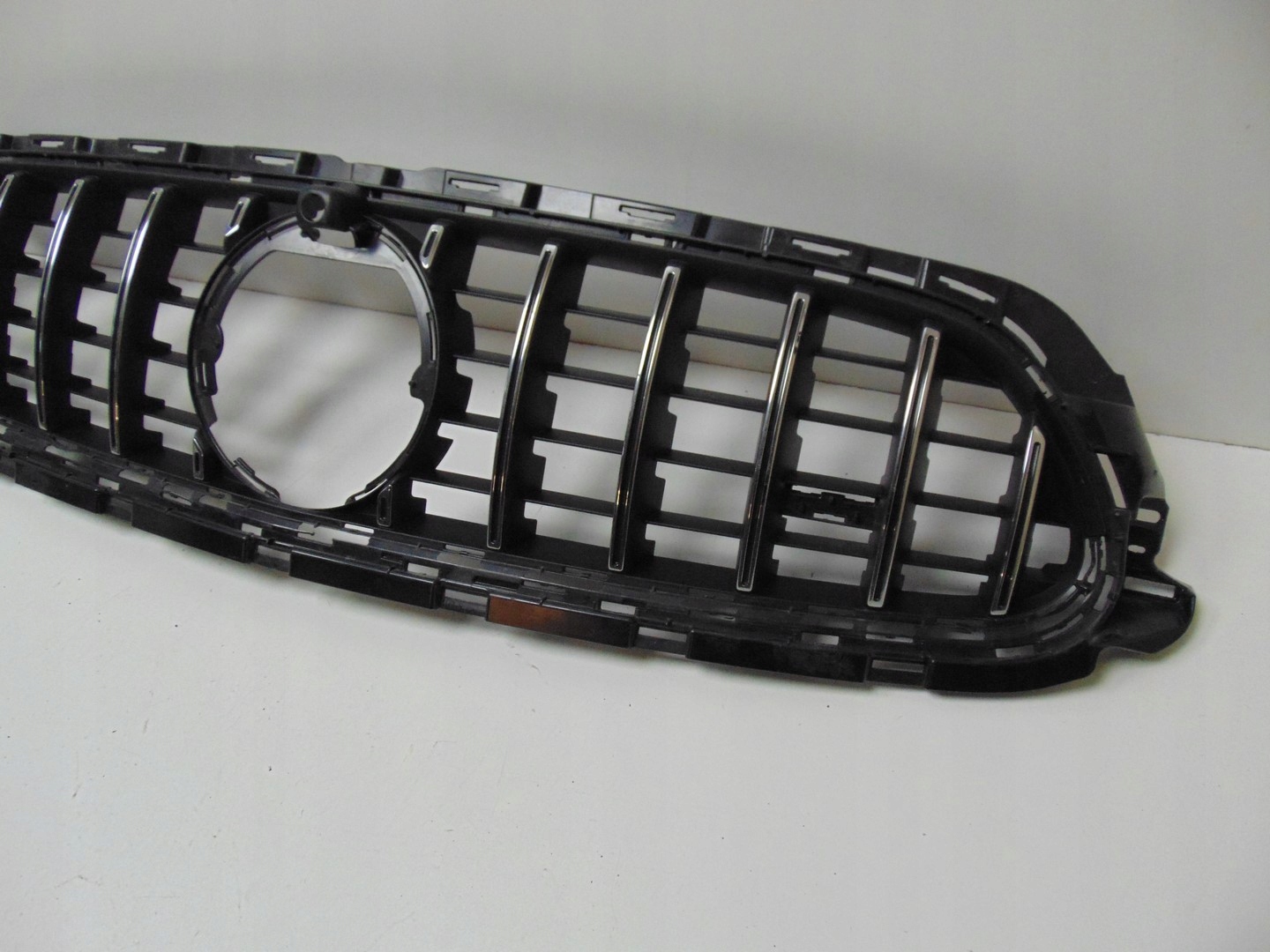 Mercedes-Benz E-Klasse W213 Kühlergrill FRONTGRILL KühlergitterA2138886700 - Thumbnail 2