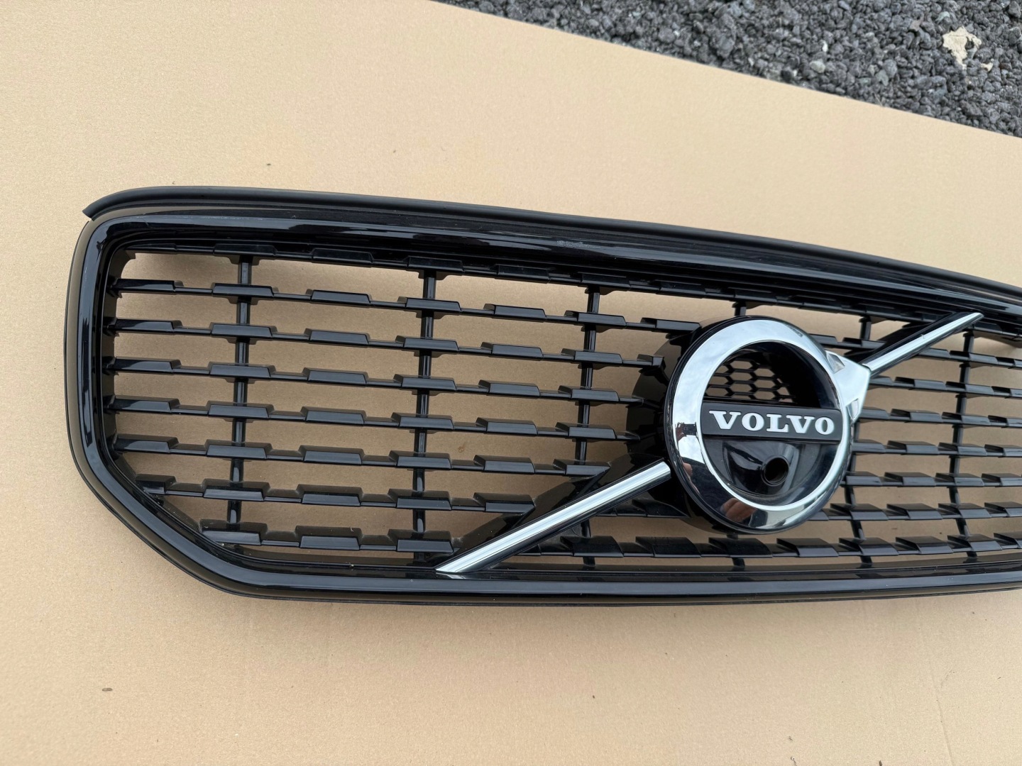 Volvo XC40 Kühlergrill FRONTGRILL Kühlergitter 31356562 - Thumbnail 2
