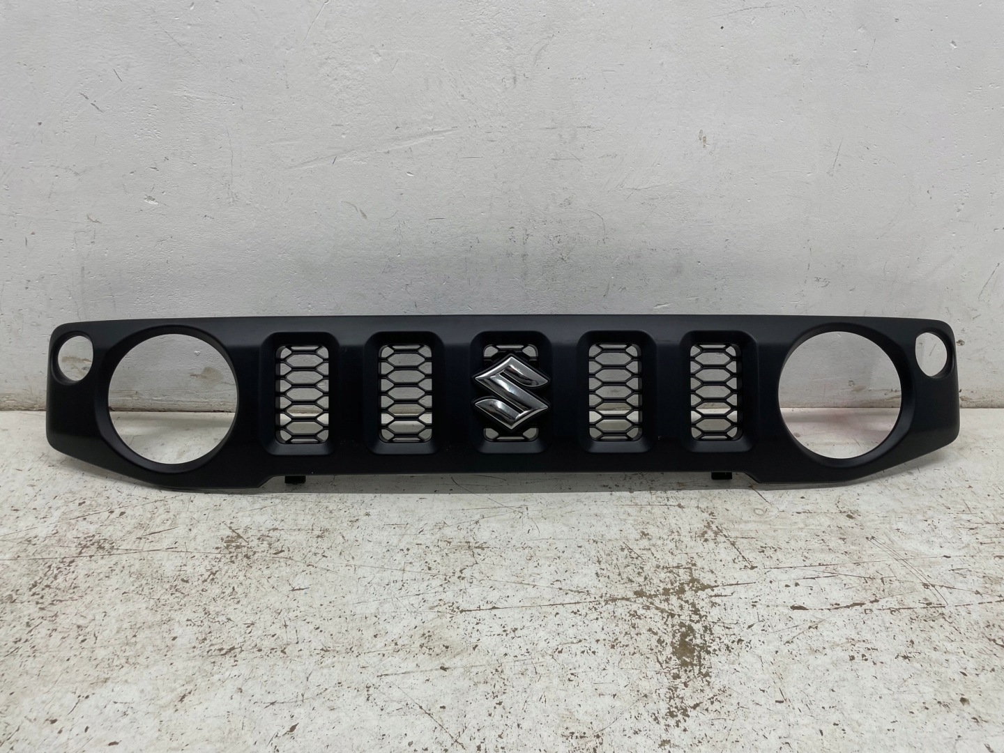 Suzuki Jimny I Kühlergrill FRONTGRILL Kühlergitter 7211178R0 - Thumbnail 1
