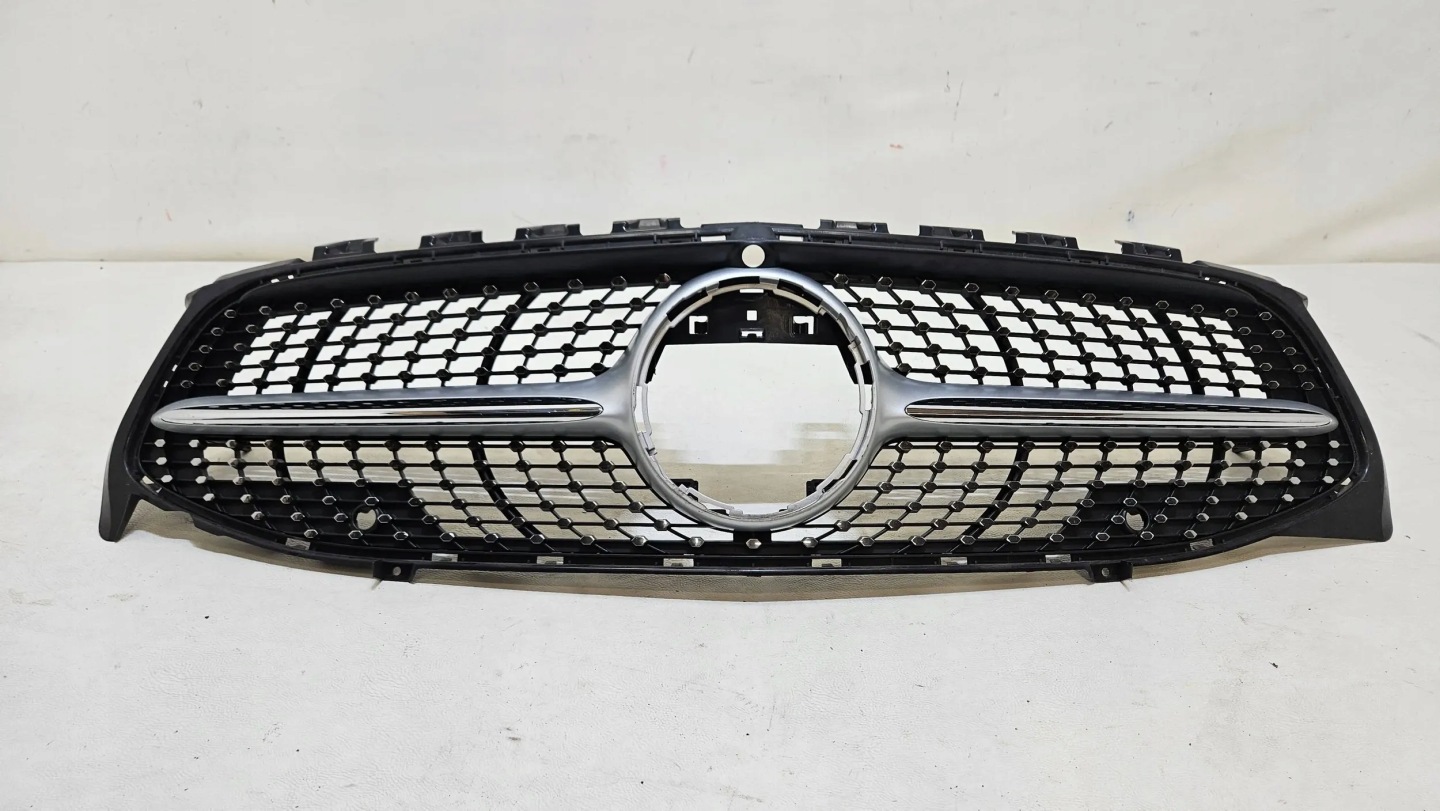 Mercedes-Benz CLA C118 Kühlergrill FRONTGRILL Kühlergitter A1188882000 - Thumbnail 8