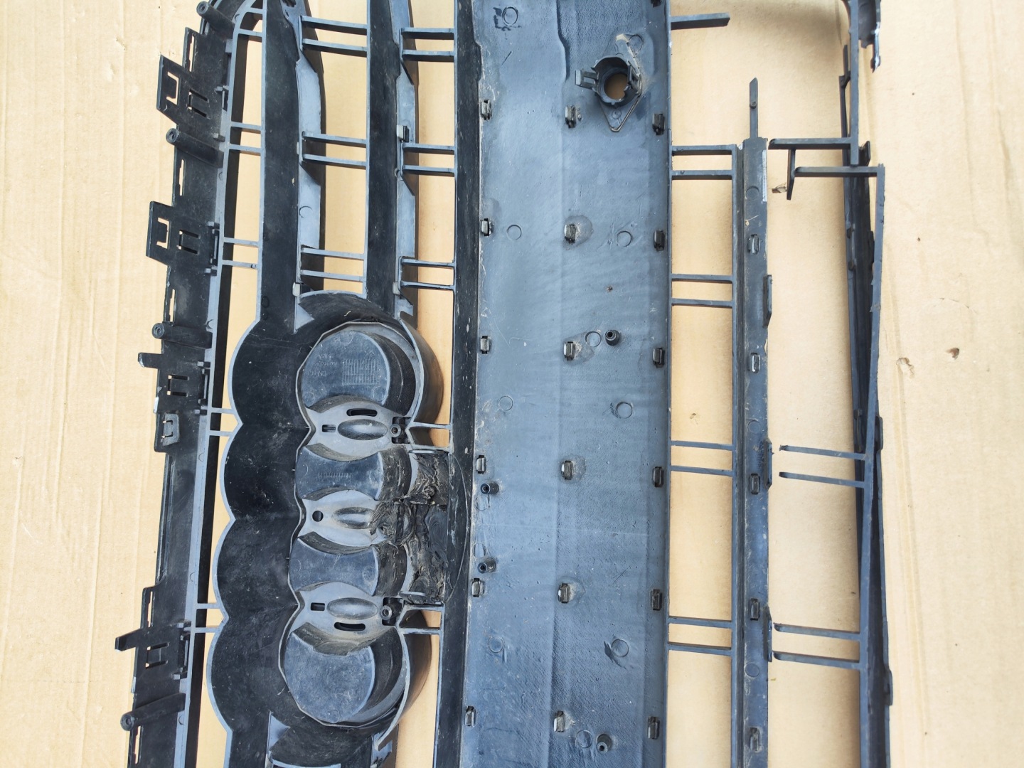 Audi A6 Kühlergrill FRONTGRILL Kühlergitter 4G0853037 - Thumbnail 12