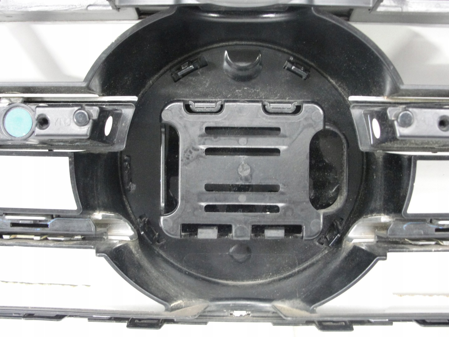 VW Tiguan Kühlergrill FRONTGRILL Kühlergitter 5NN853655D - Thumbnail 8