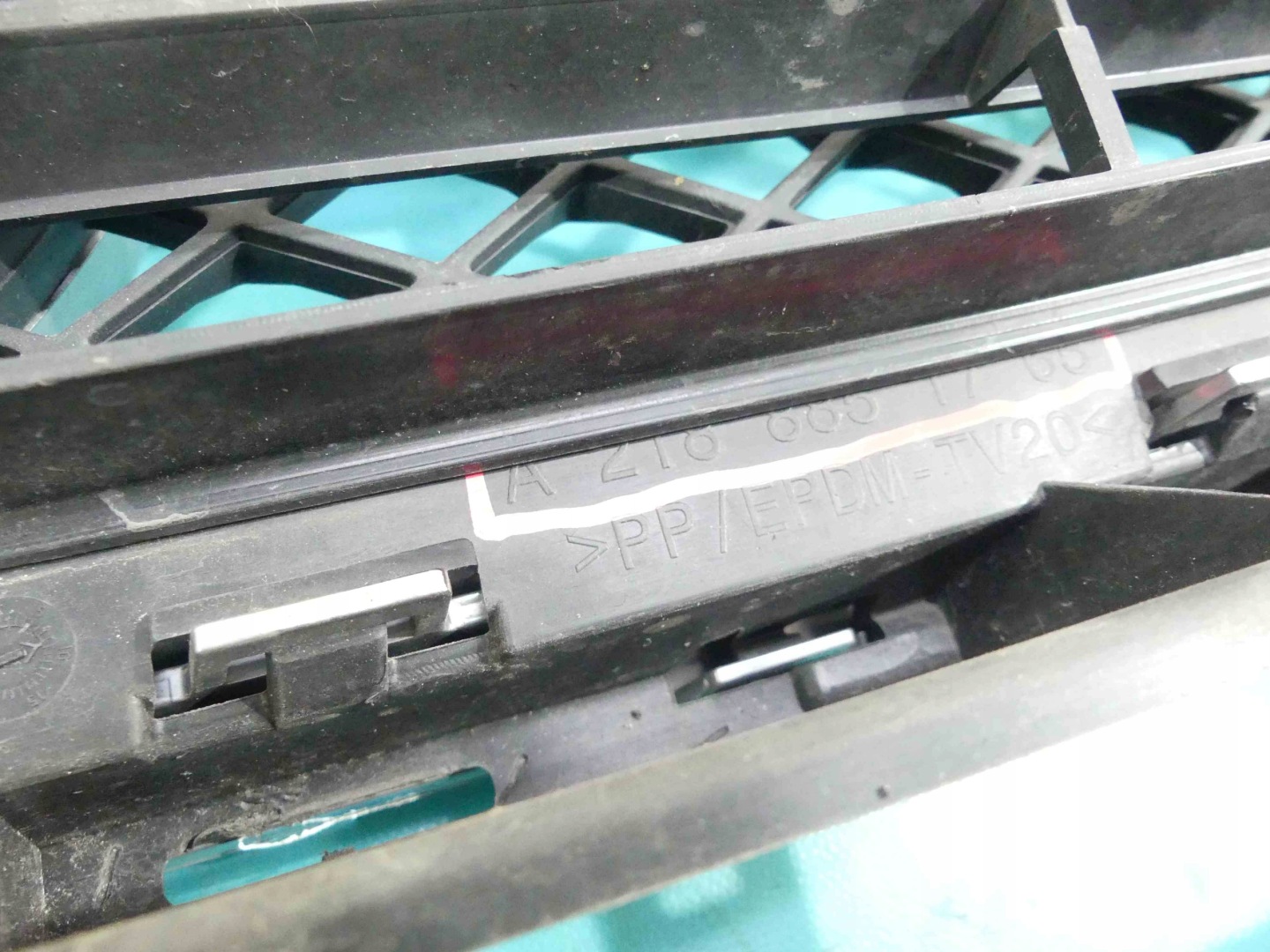 Mercedes-Benz CLS C218 Kühlergrill FRONTGRILL Kühlergitter A2188880023 - Thumbnail 12
