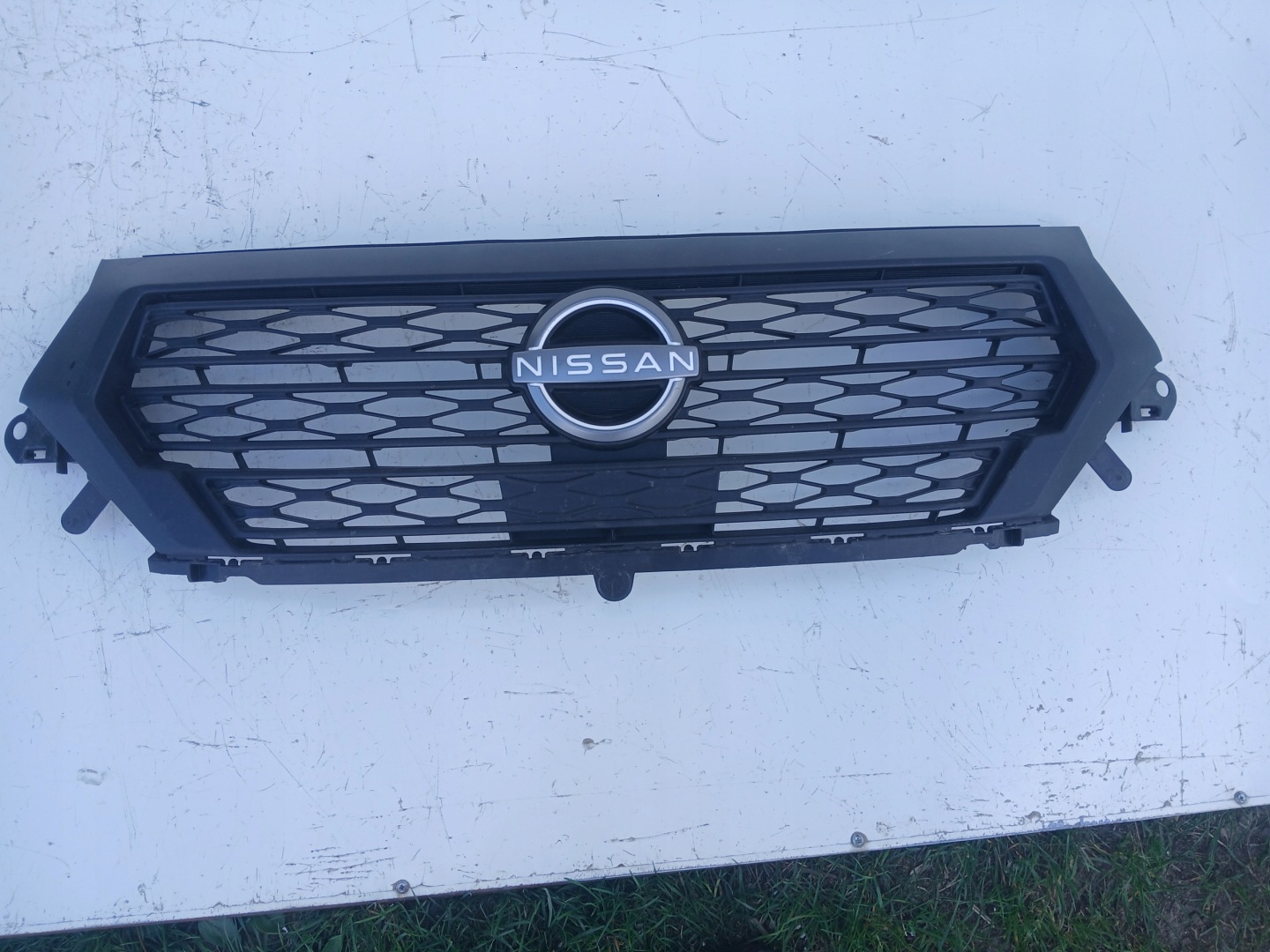 Nissan Townstar NFK Kühlergrill FRONTGRILL Kühlergitter TRAPANISS - Thumbnail 1