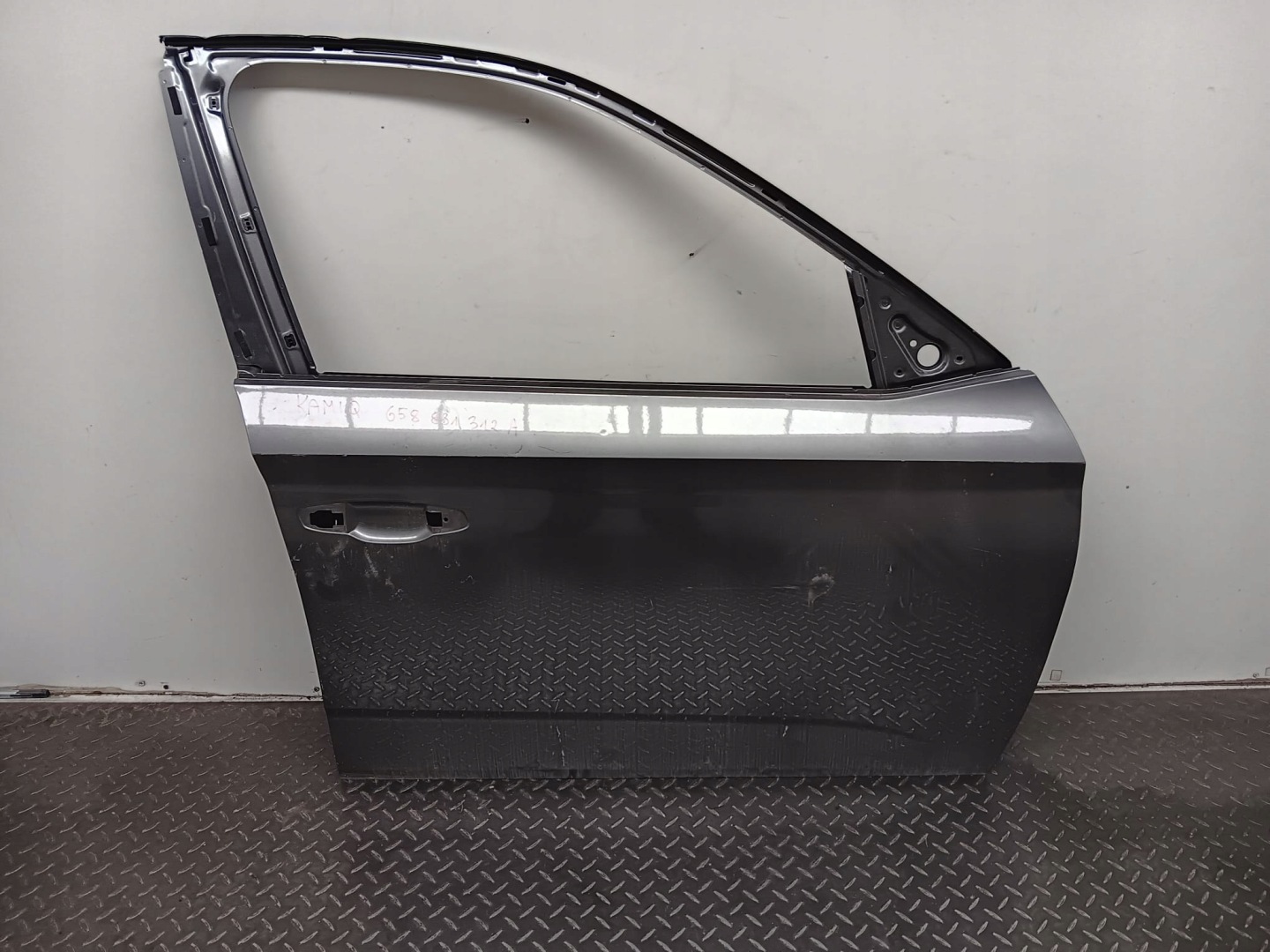 Skoda Kamiq NW Tür Vorne Rechts Door Porta Porte - Thumbnail 1