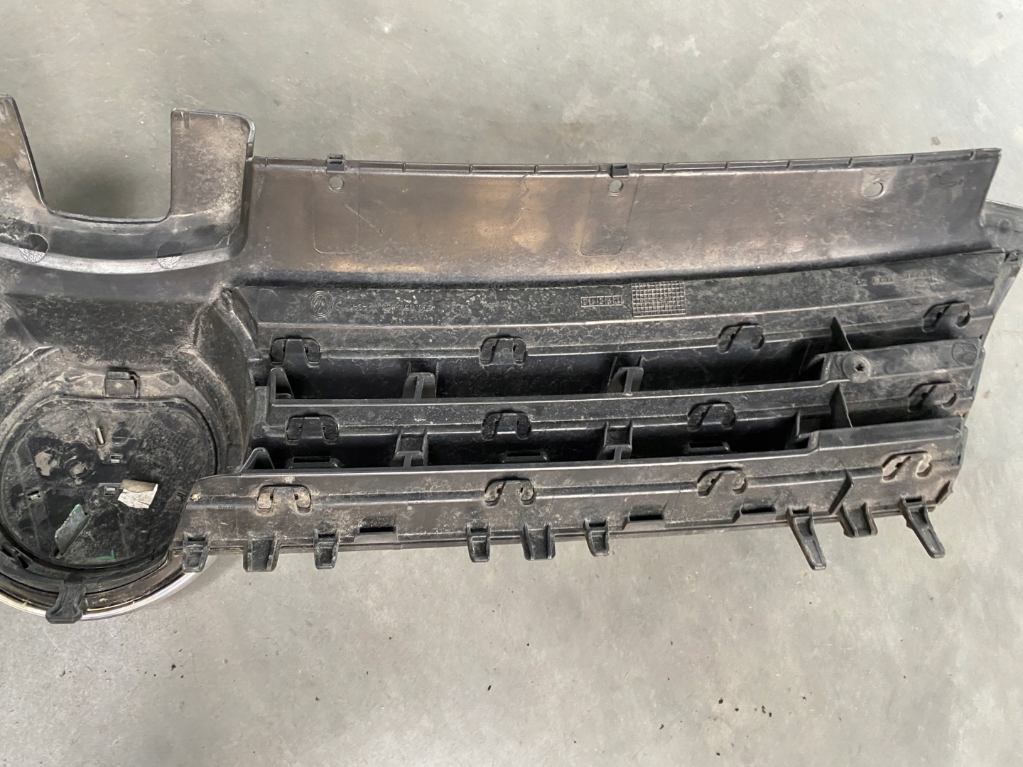 VW Golf V Kühlergrill FRONTGRILL Kühlergitter 5G0853653 - Thumbnail 10