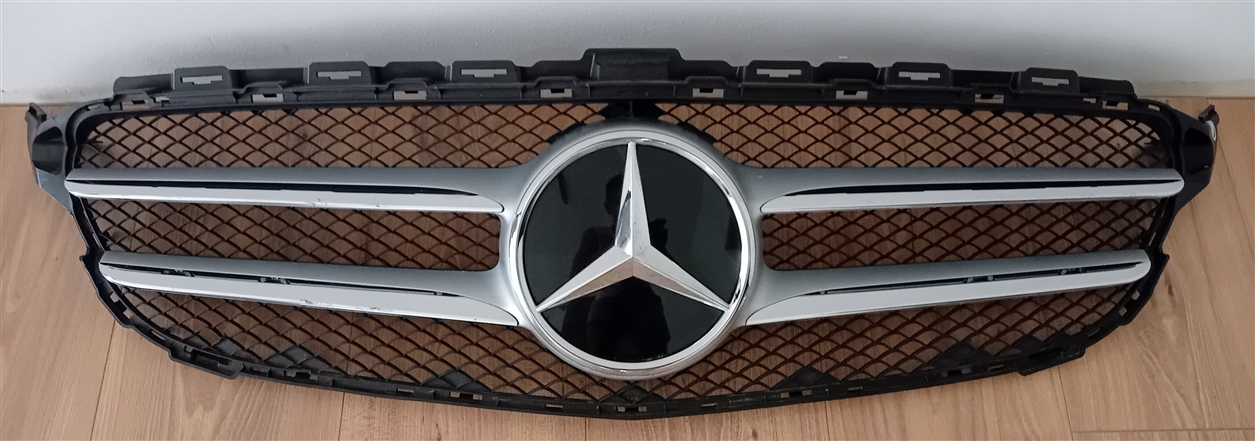 Mercedes-Benz C-Klasse W205 Kühlergrill FRONTGRILL Kühlergitter A2058809804 - Thumbnail 4