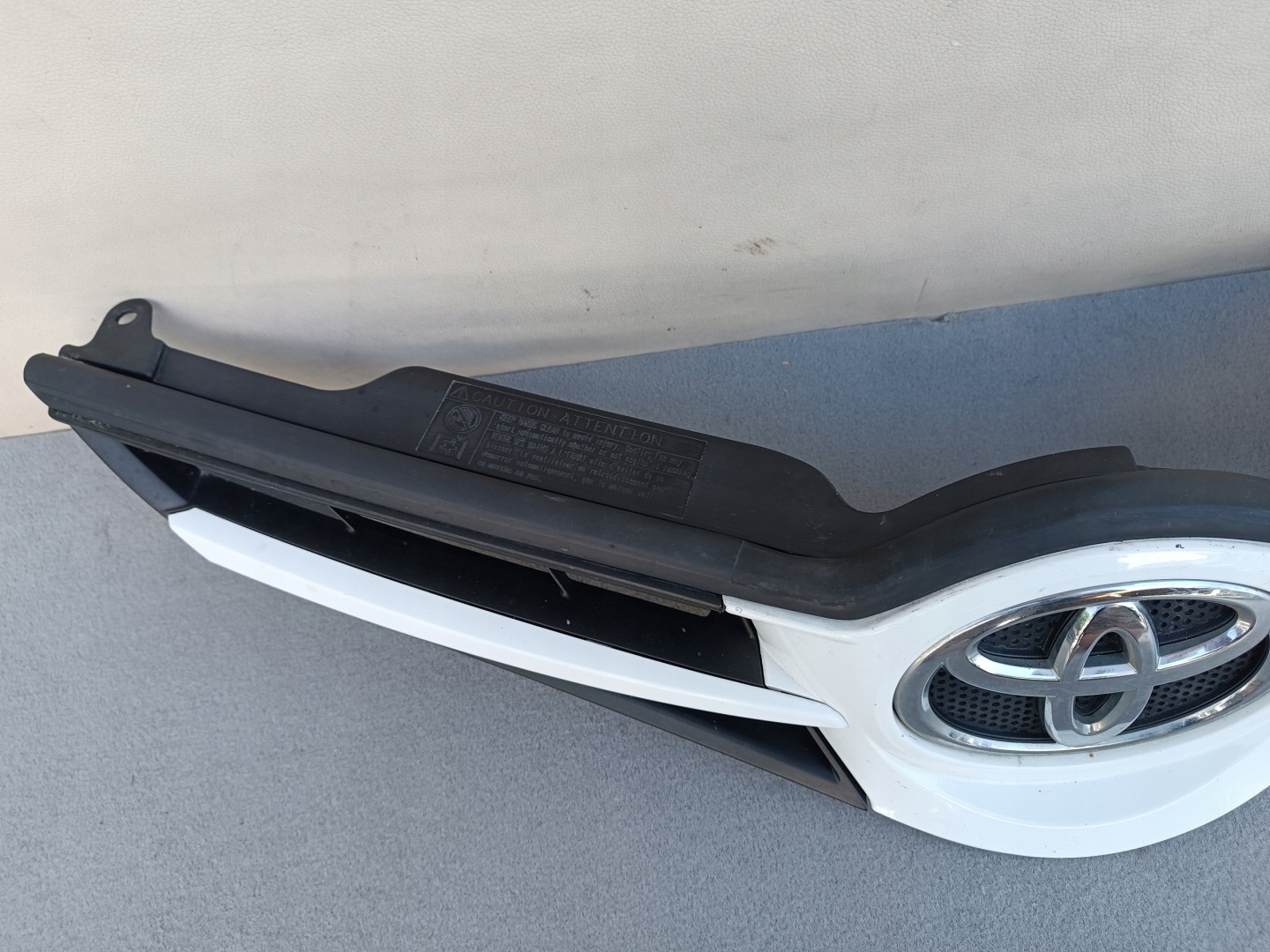 Toyota Auris E150 Kühlergrill FRONTGRILL Kühlergitter - Thumbnail 10