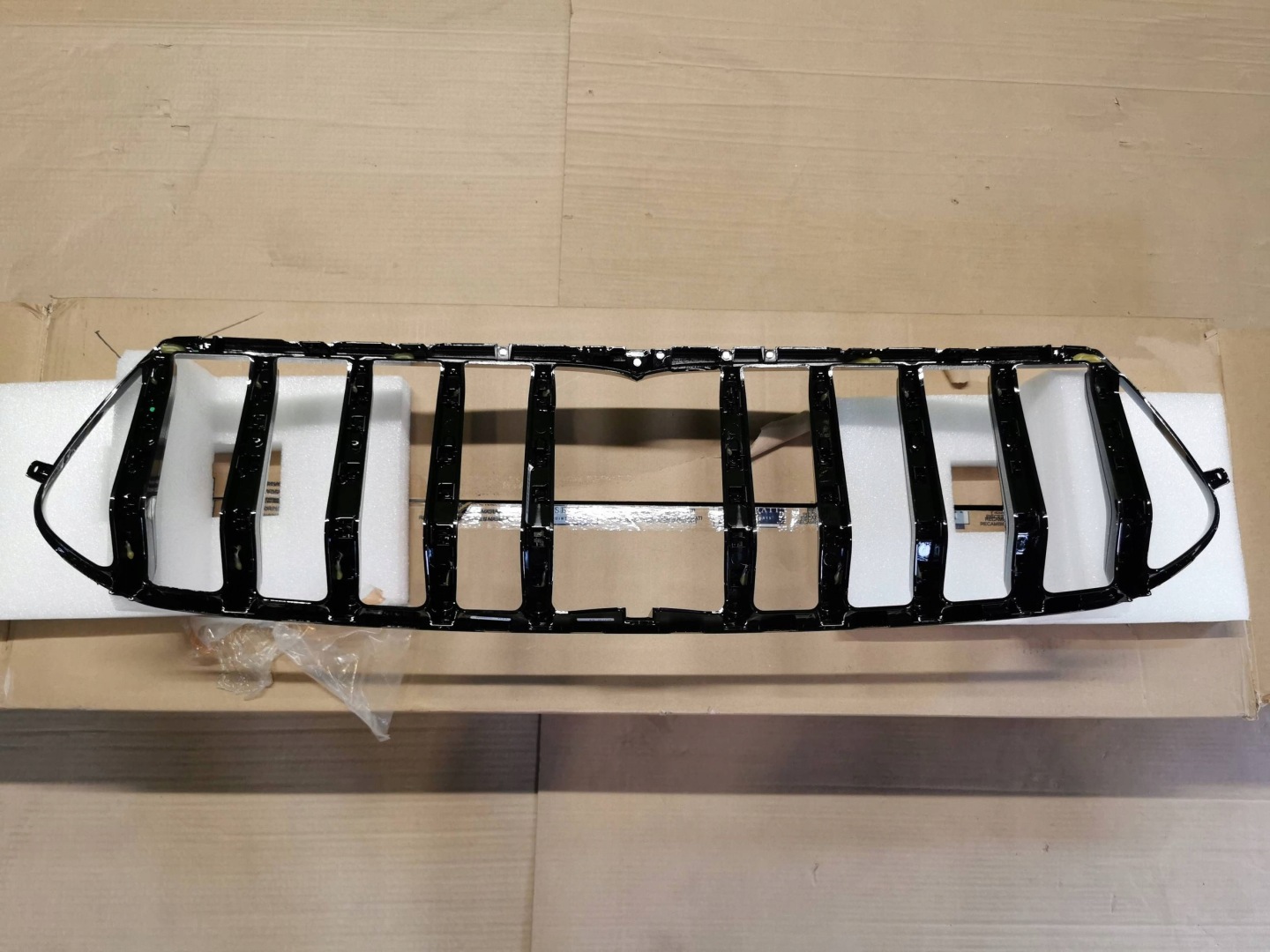 Maserati Ghibli AM336 Kühlergrill FRONTGRILL Kühlergitter 670164216 - Thumbnail 8
